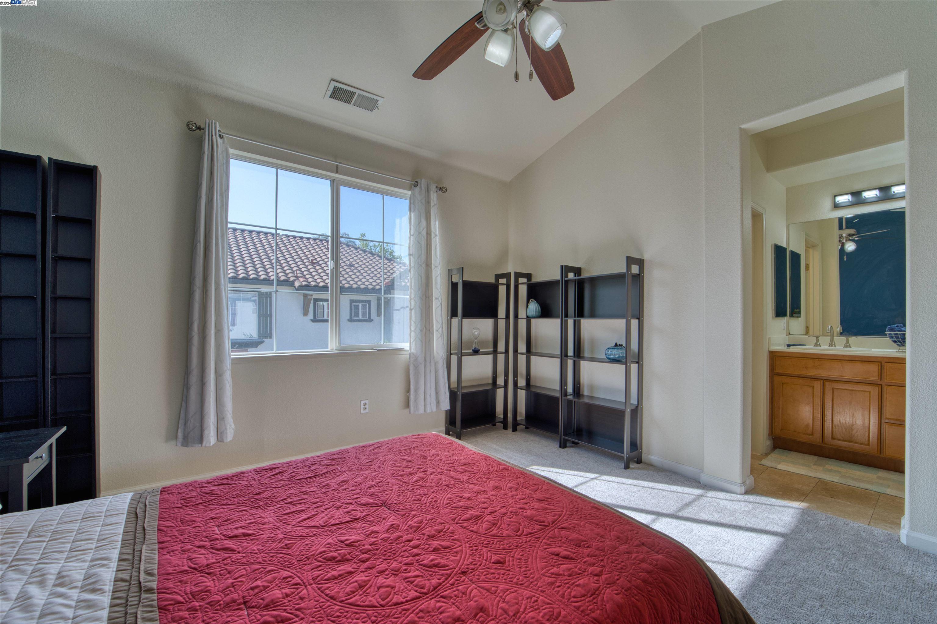 Detail Gallery Image 18 of 41 For 35481 Monterra Cir, Union City,  CA 94587 - 2 Beds | 2/1 Baths