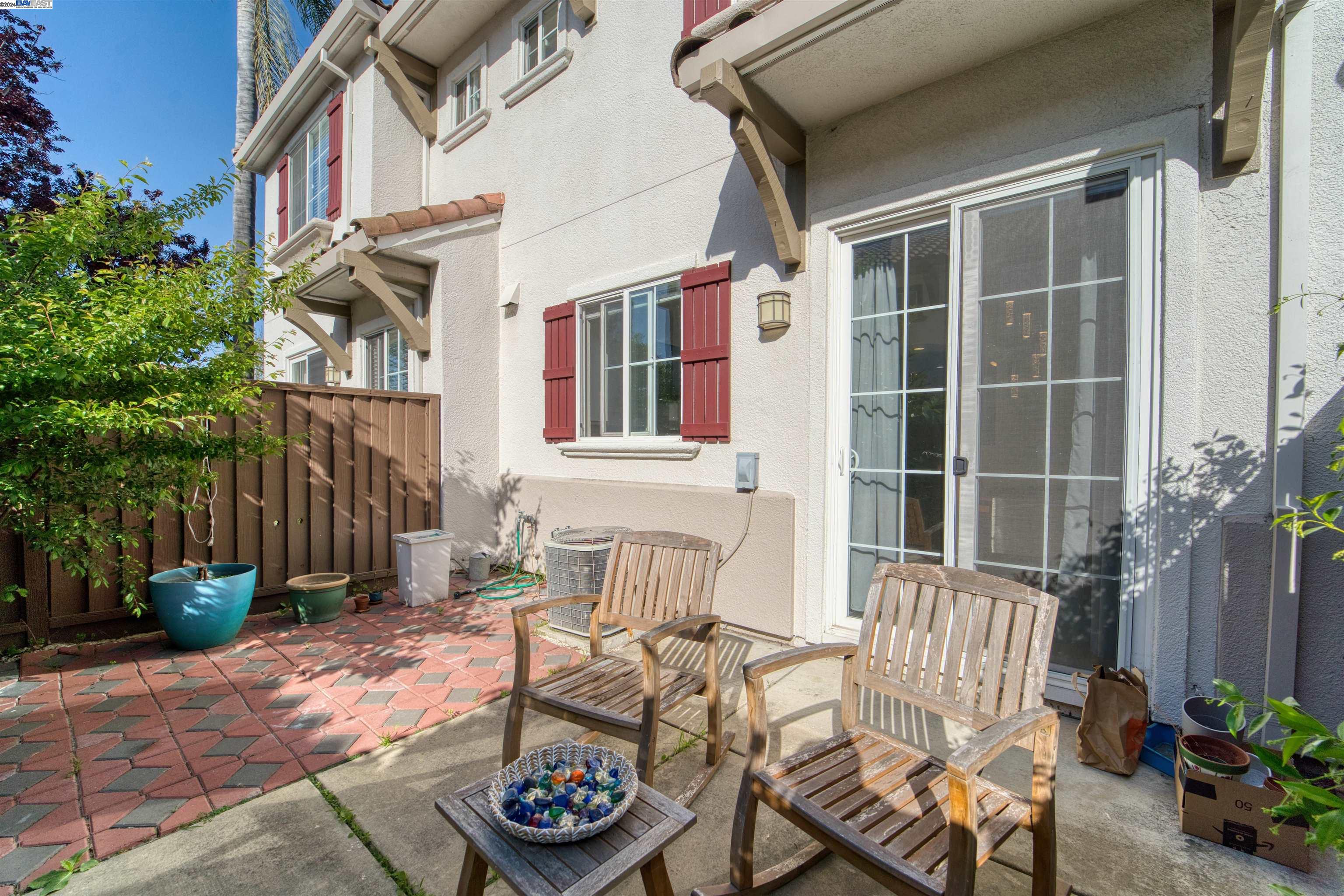 Detail Gallery Image 30 of 41 For 35481 Monterra Cir, Union City,  CA 94587 - 2 Beds | 2/1 Baths