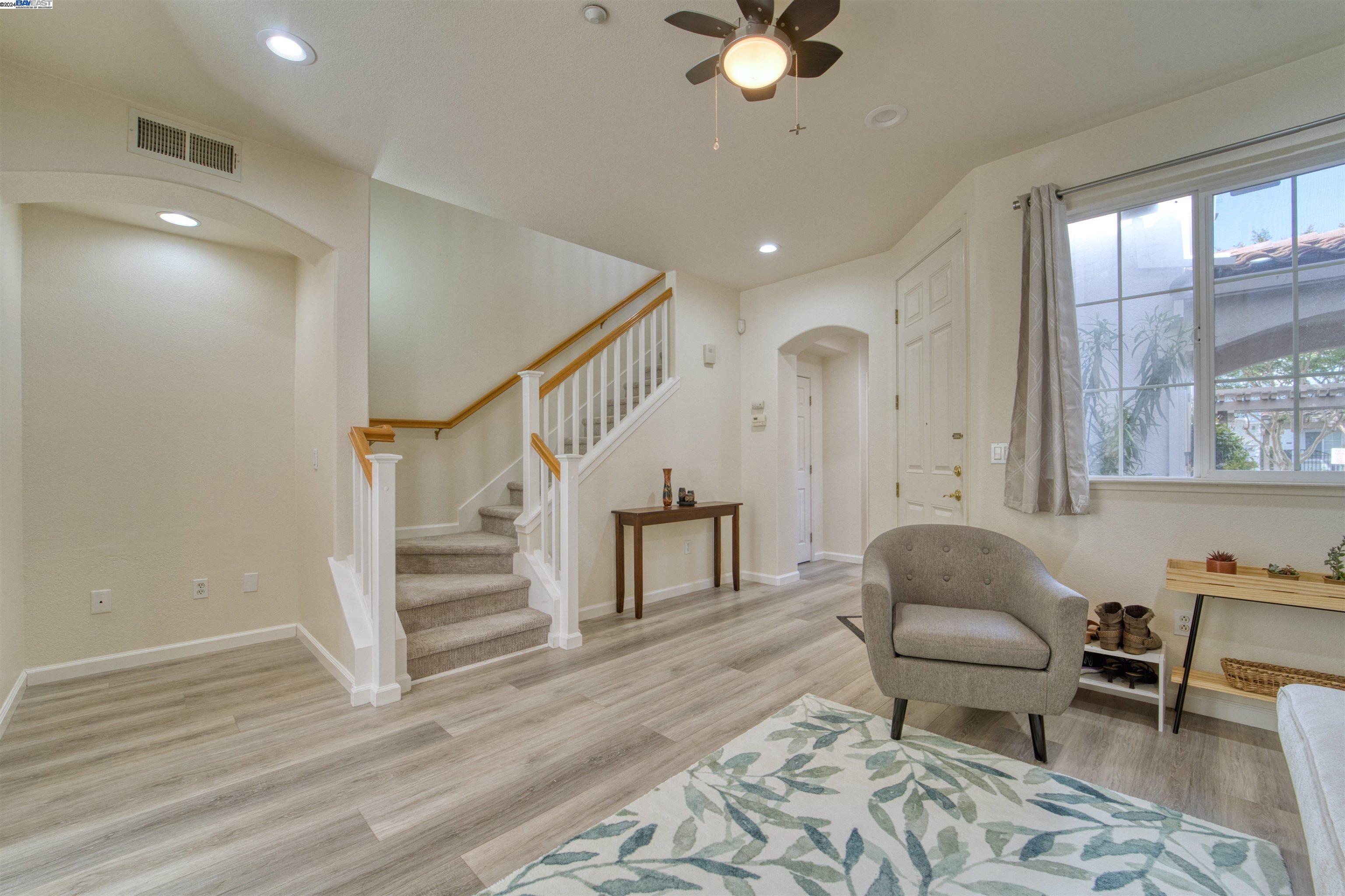 Photo #4: 41056229 Listing 