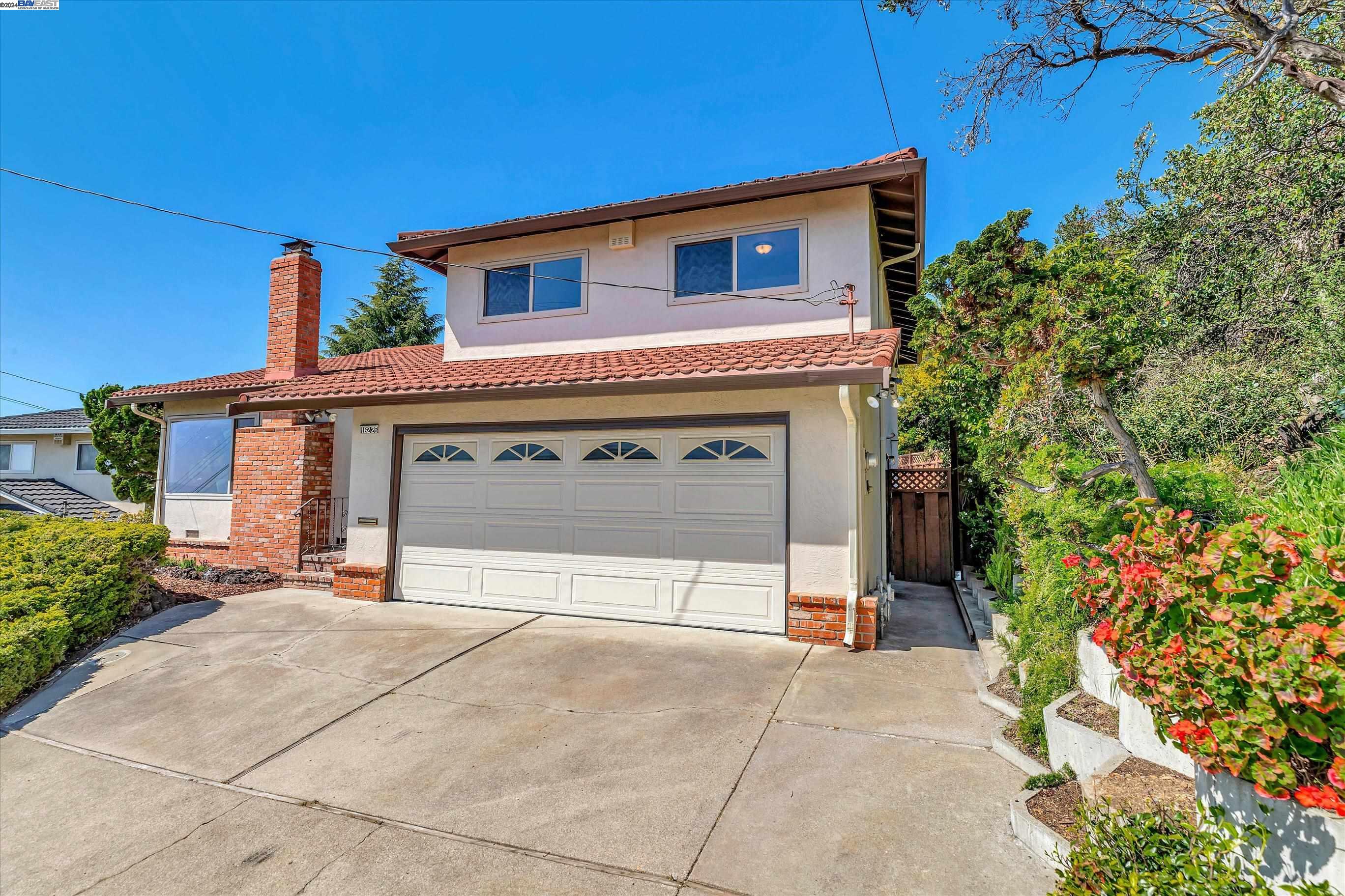 Detail Gallery Image 3 of 58 For 16226 San Remo Dr, San Leandro,  CA 94578 - 3 Beds | 2/1 Baths