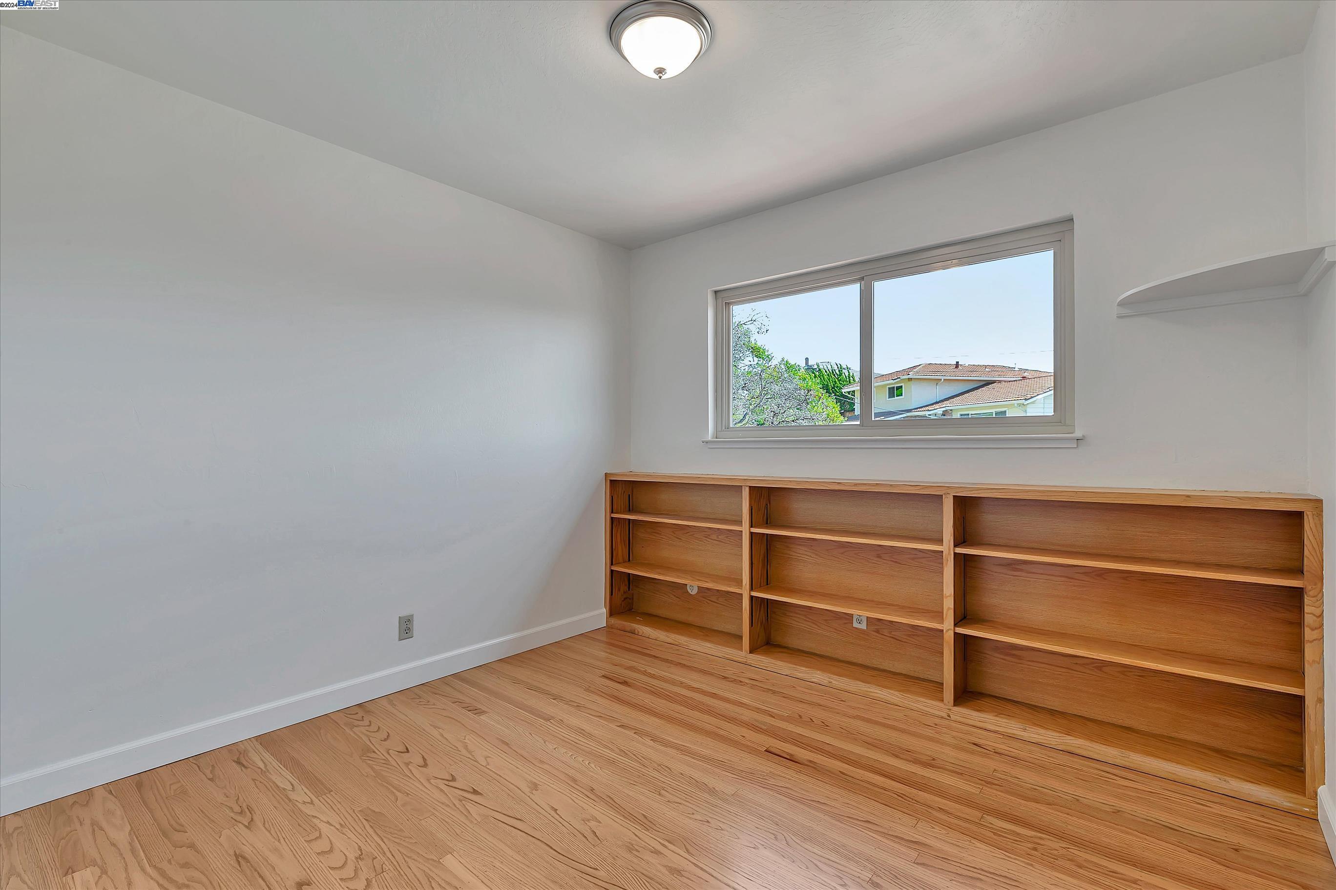 Detail Gallery Image 28 of 58 For 16226 San Remo Dr, San Leandro,  CA 94578 - 3 Beds | 2/1 Baths