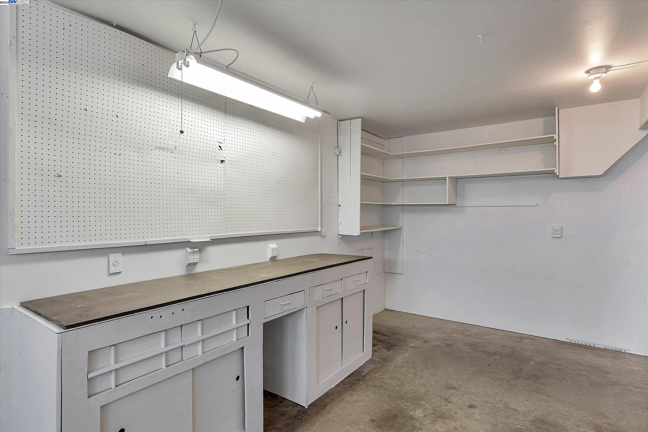Detail Gallery Image 42 of 58 For 16226 San Remo Dr, San Leandro,  CA 94578 - 3 Beds | 2/1 Baths