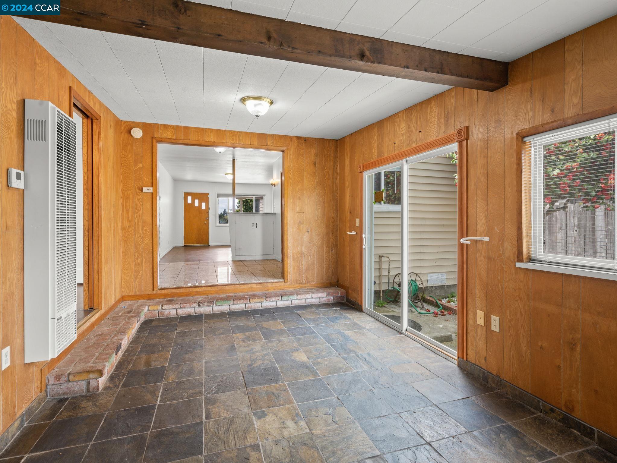 Detail Gallery Image 11 of 36 For 788 Amador St, Richmond,  CA 94805 - 3 Beds | 1/1 Baths