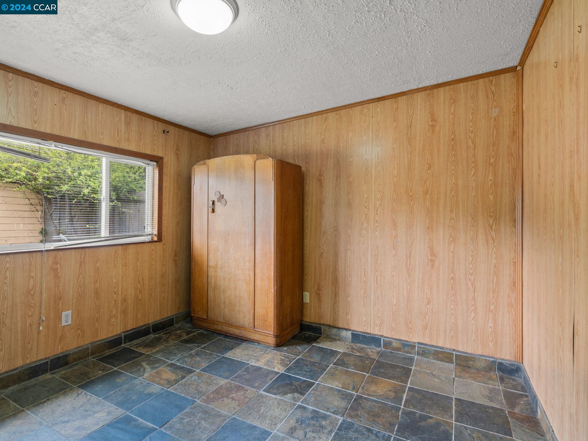 Detail Gallery Image 12 of 36 For 788 Amador St, Richmond,  CA 94805 - 3 Beds | 1/1 Baths