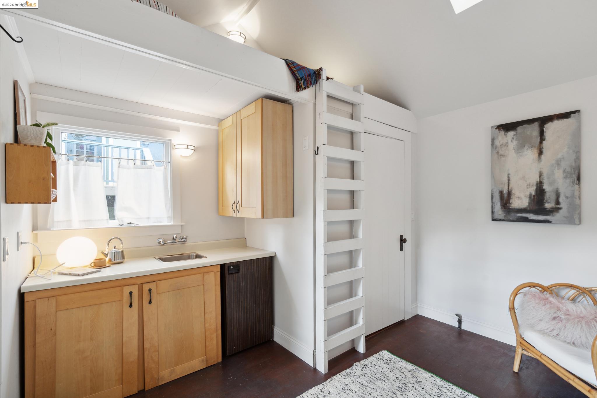 Detail Gallery Image 49 of 53 For 5248 Desmond St, Oakland,  CA 94618 - – Beds | – Baths