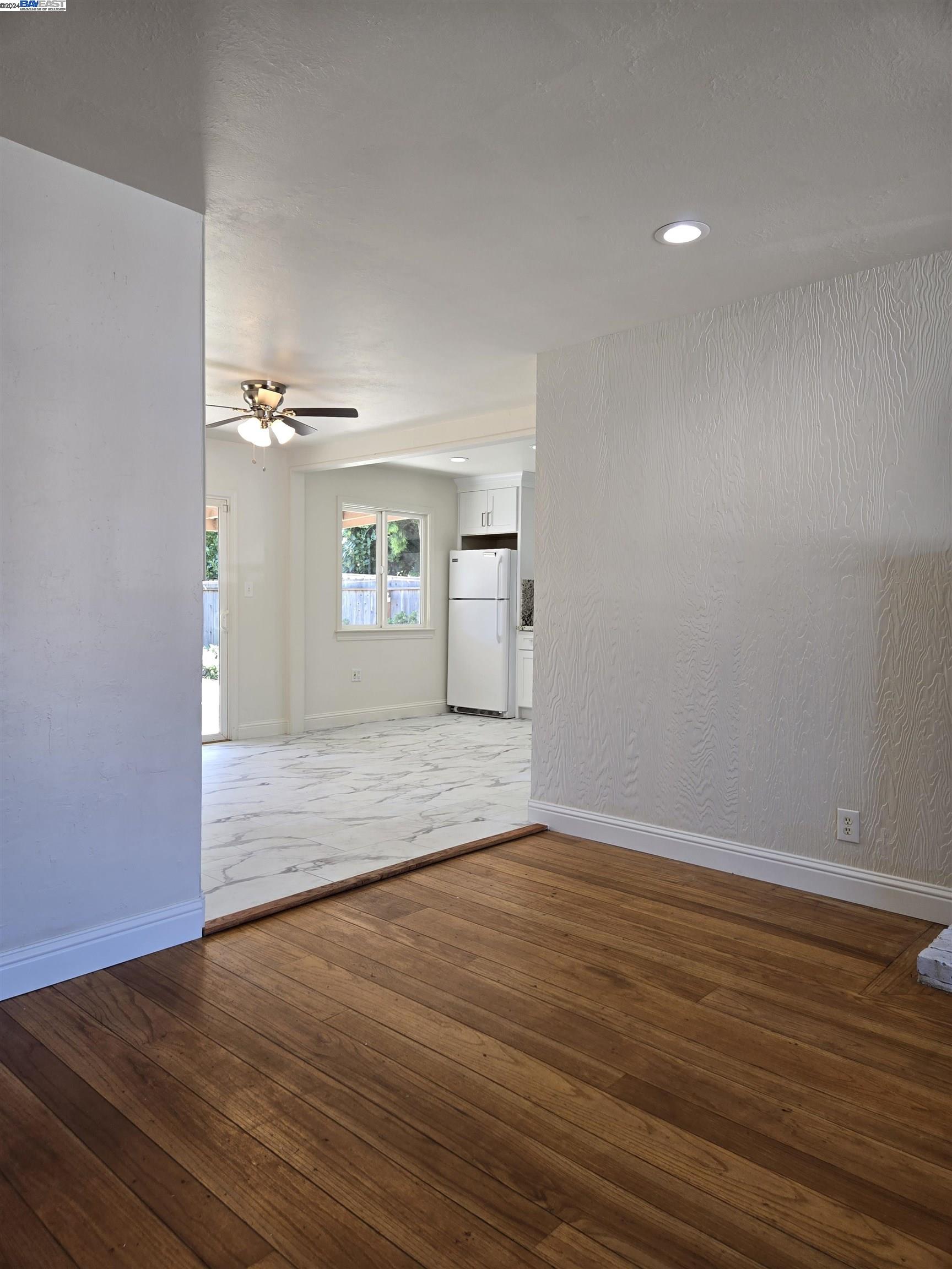 Detail Gallery Image 5 of 30 For 120 Lucot St, Hayward,  CA 94541 - 3 Beds | 1 Baths