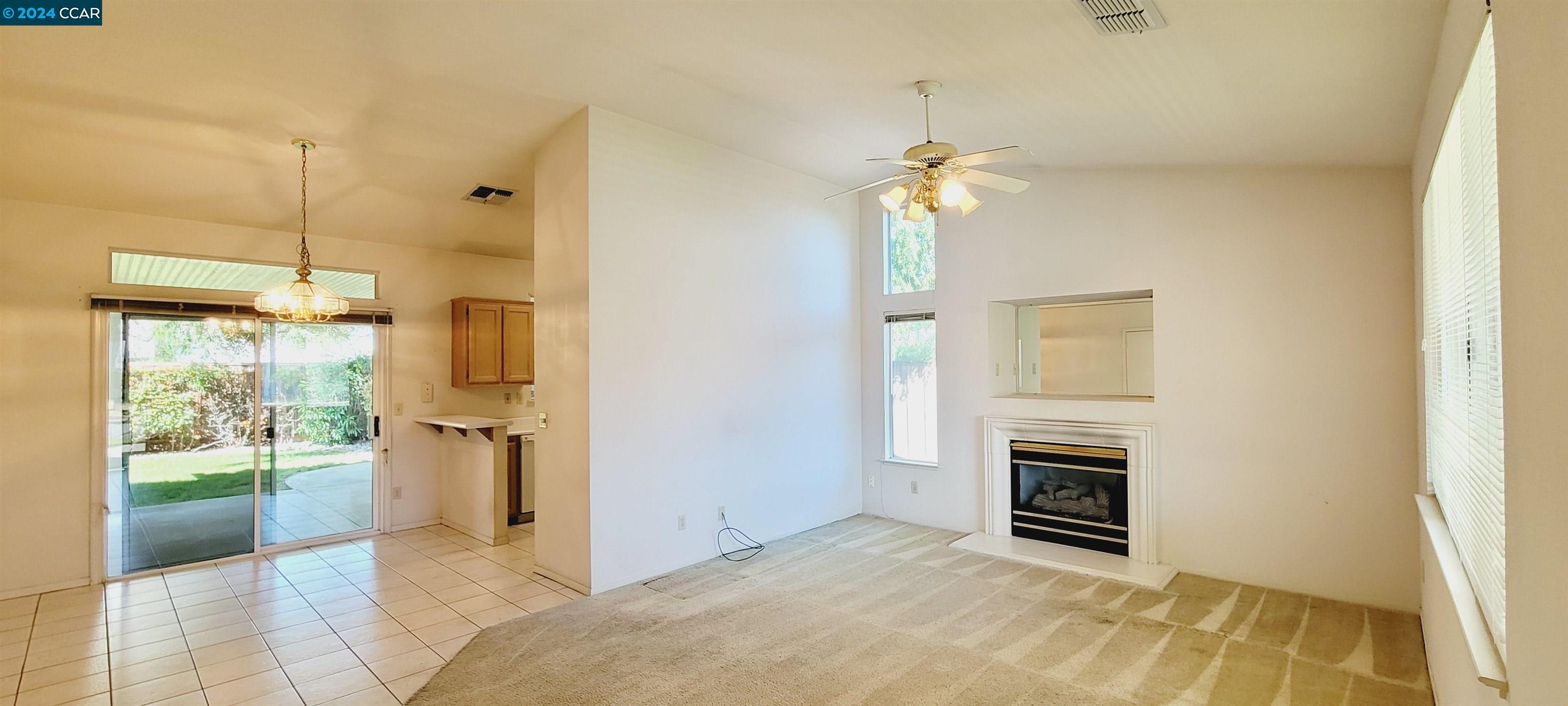 Detail Gallery Image 2 of 20 For 1296 Walnut Meadows Dr, Oakley,  CA 94561 - 3 Beds | 2 Baths