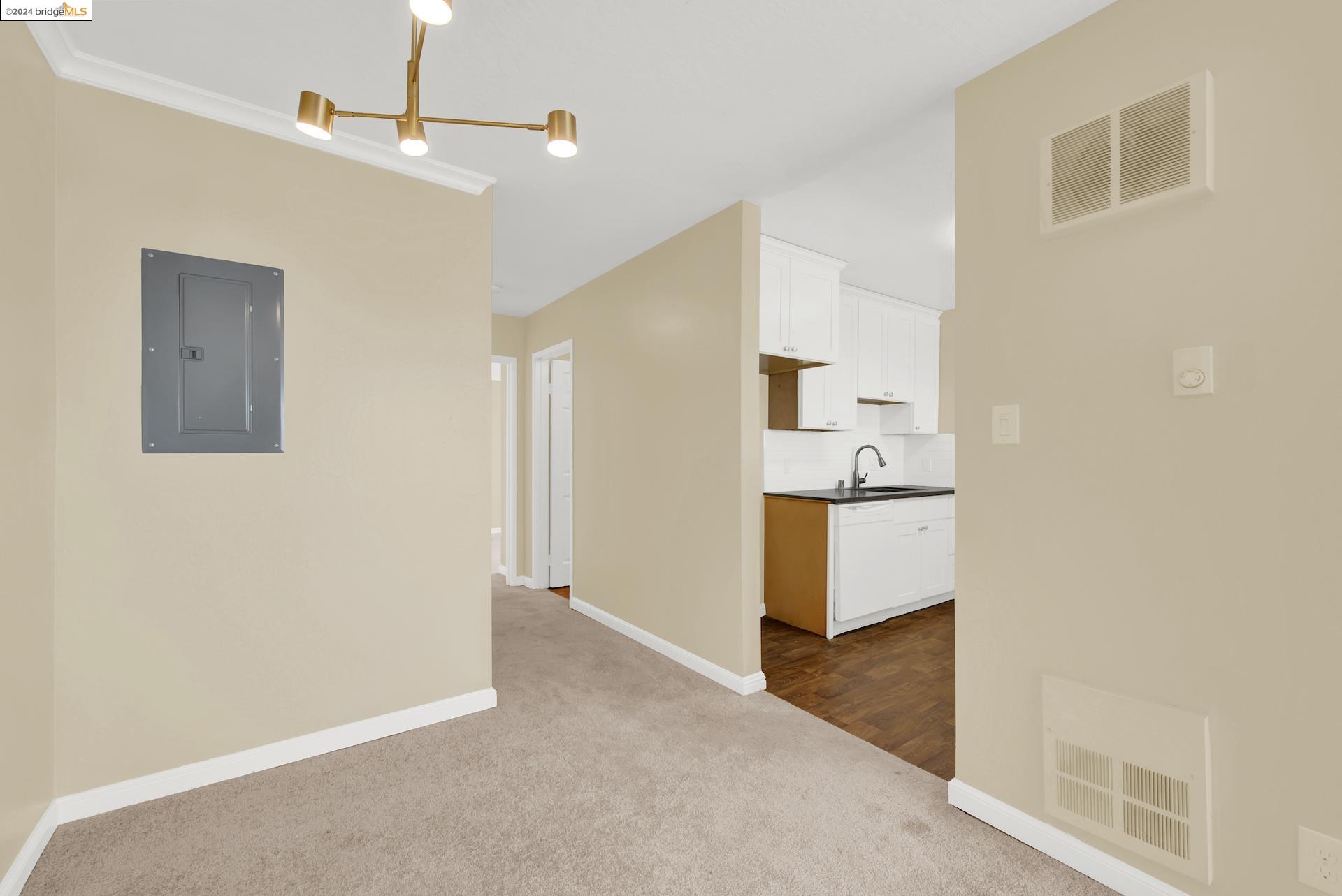 Detail Gallery Image 15 of 53 For 1 Embarcadero W #252,  Oakland,  CA 94607 - 1 Beds | 1 Baths