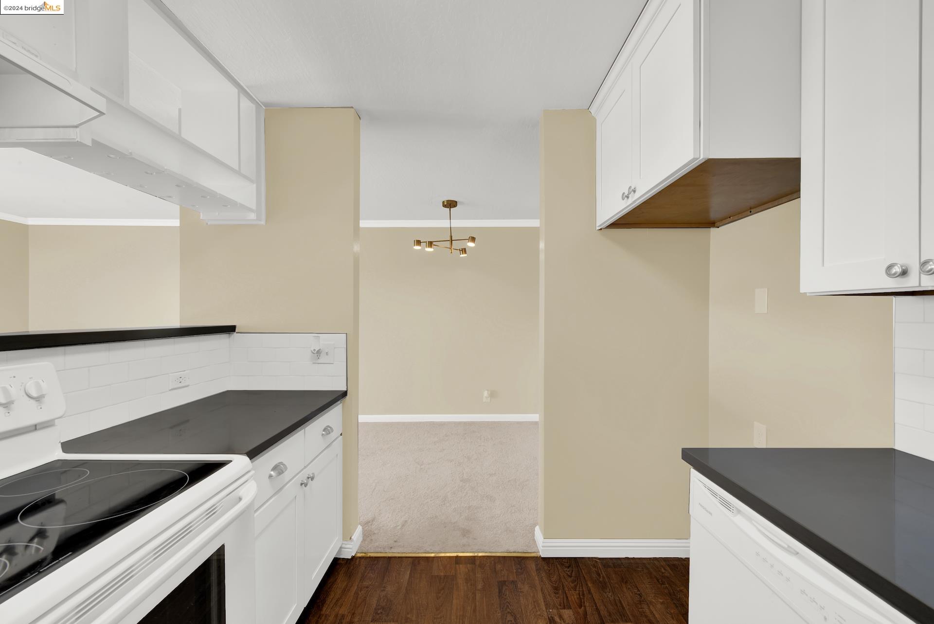 Detail Gallery Image 24 of 53 For 1 Embarcadero W #252,  Oakland,  CA 94607 - 1 Beds | 1 Baths