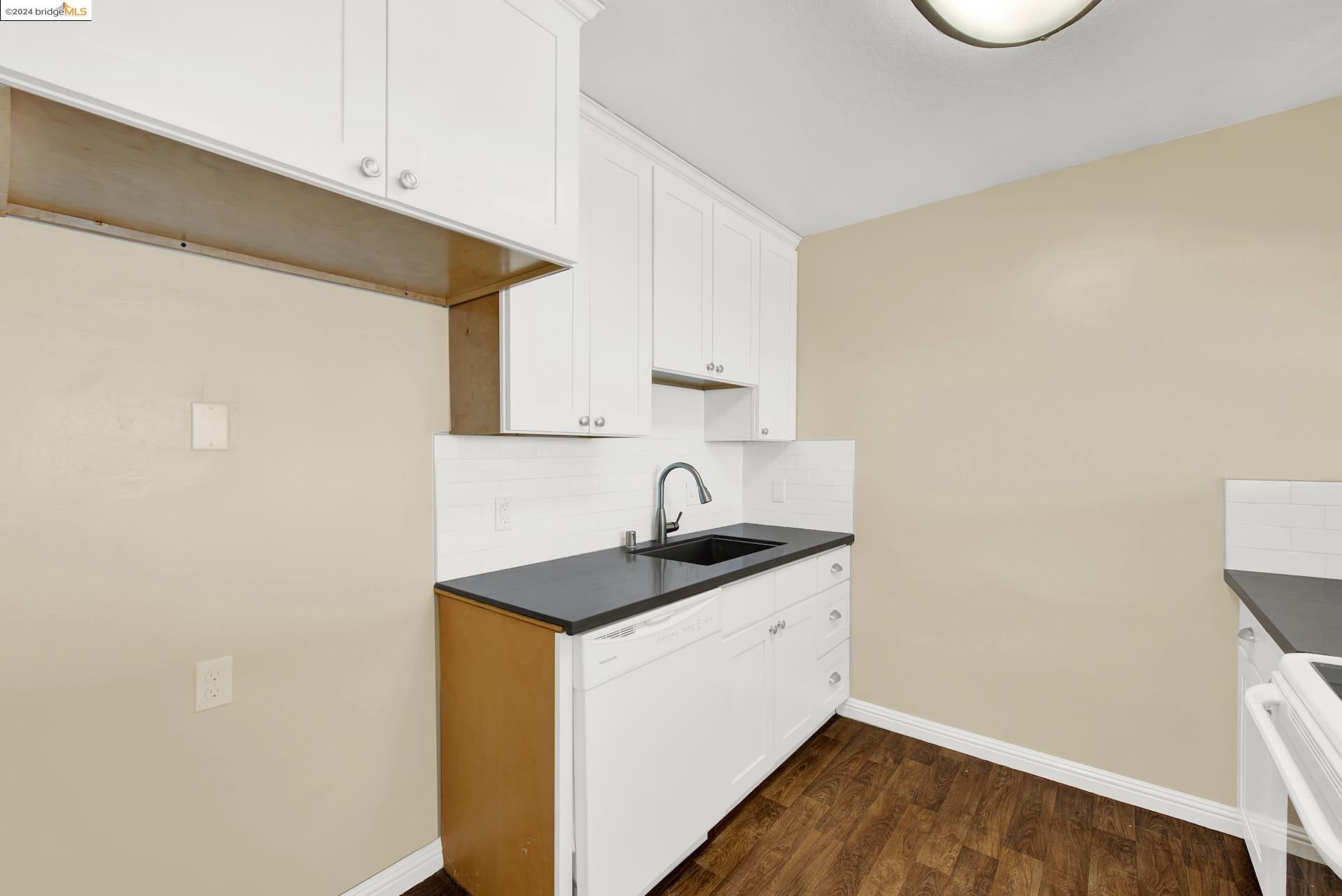 Detail Gallery Image 31 of 53 For 1 Embarcadero #252,  Oakland,  CA 94607 - 1 Beds | 1 Baths