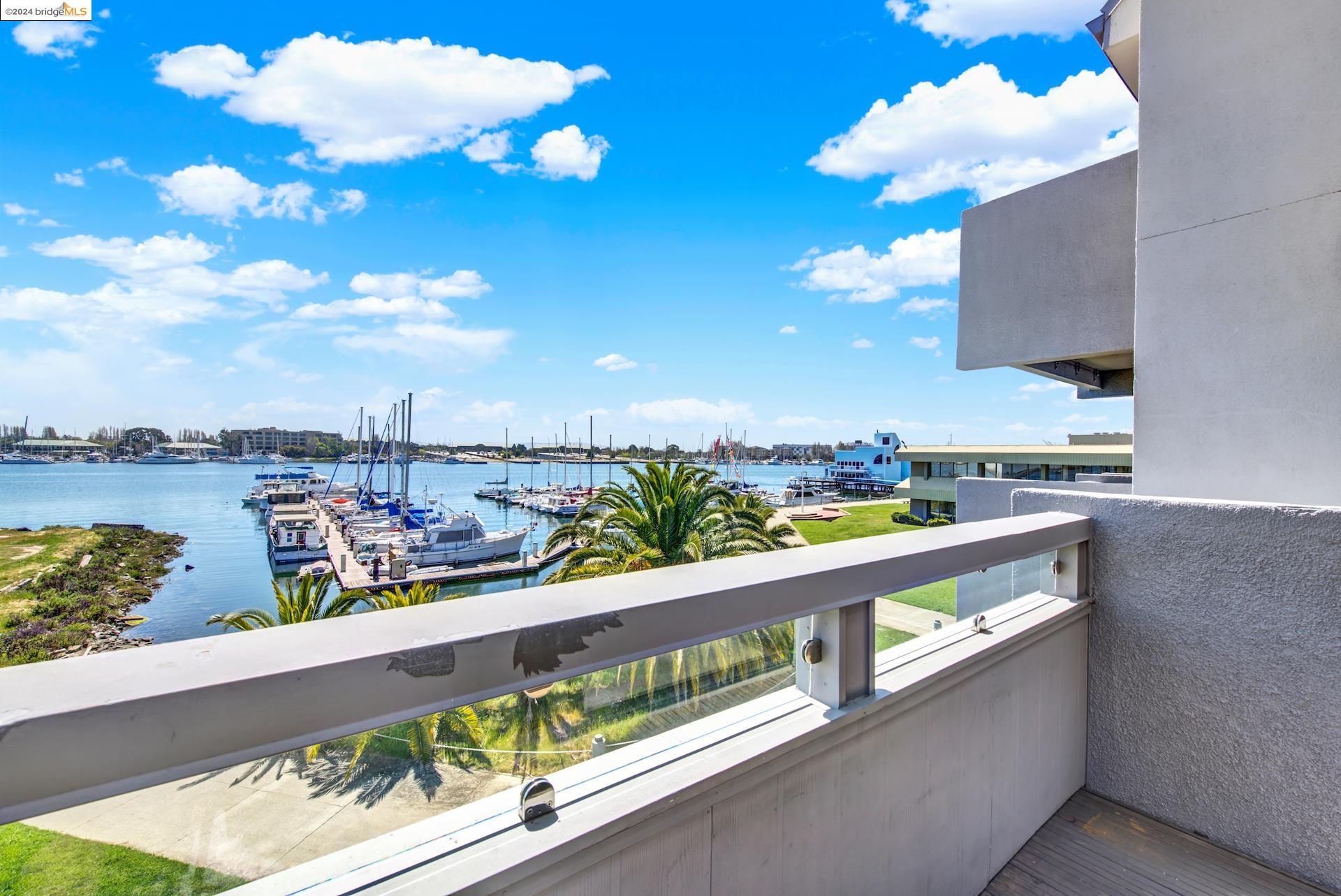 Detail Gallery Image 35 of 53 For 1 Embarcadero W #252,  Oakland,  CA 94607 - 1 Beds | 1 Baths