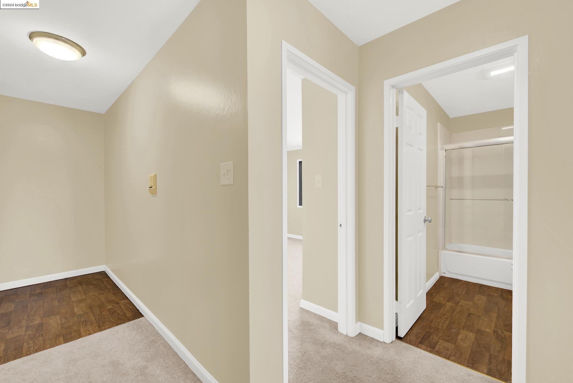 Detail Gallery Image 5 of 53 For 1 Embarcadero W #252,  Oakland,  CA 94607 - 1 Beds | 1 Baths