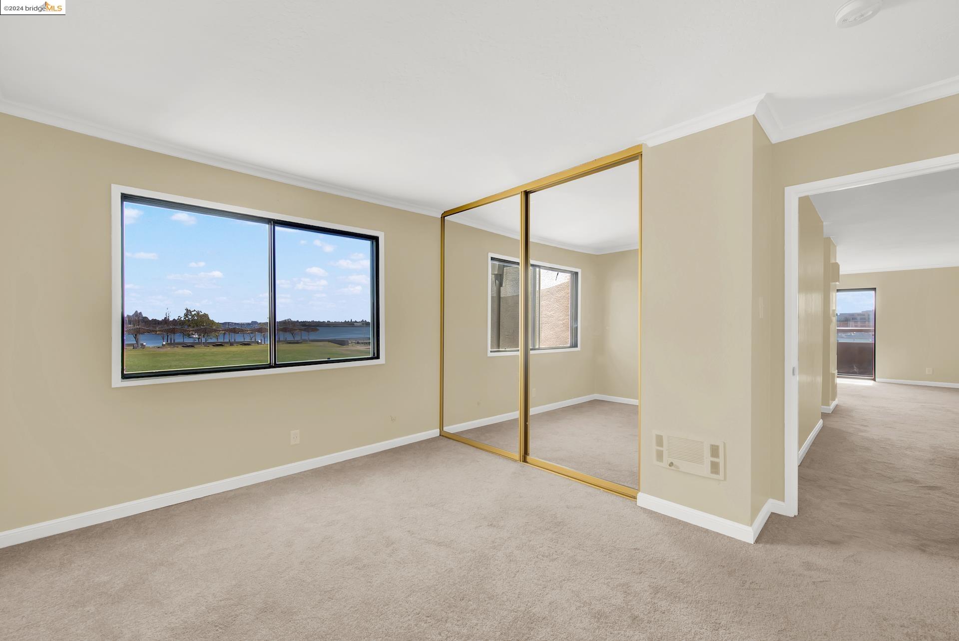 Detail Gallery Image 8 of 53 For 1 Embarcadero #252,  Oakland,  CA 94607 - 1 Beds | 1 Baths