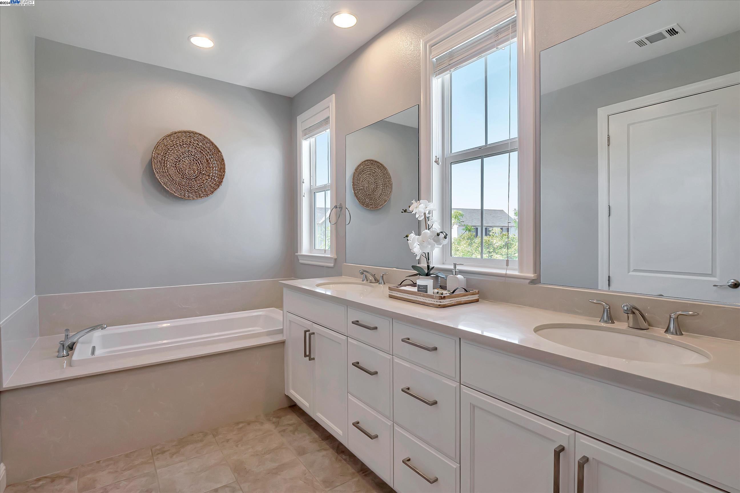 Detail Gallery Image 30 of 56 For 4359 Table Mountain Rd, Dublin,  CA 94568 - 4 Beds | 2/1 Baths