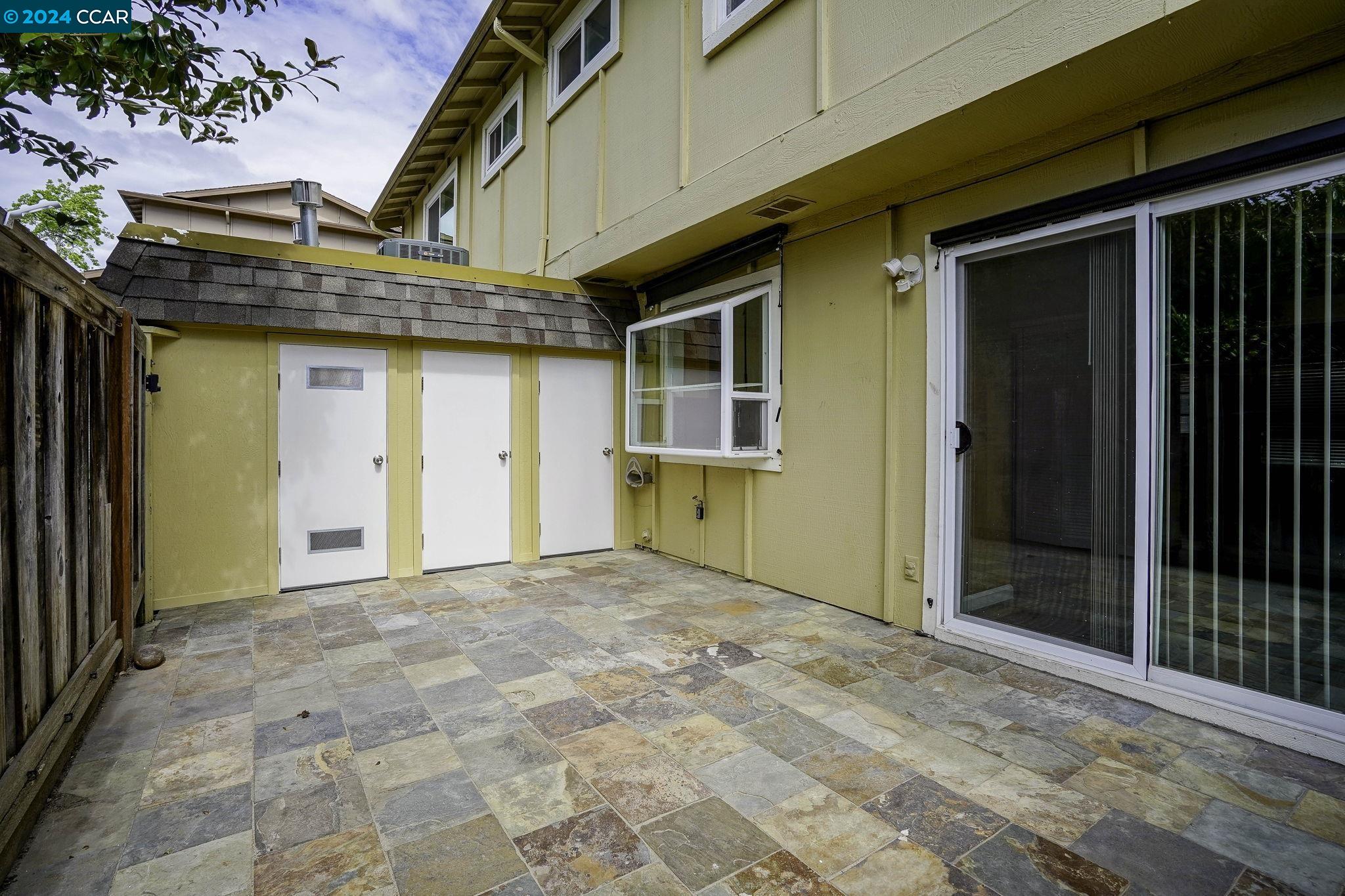 Detail Gallery Image 26 of 31 For 57 Fountainhead Ct, Martinez,  CA 94553 - 3 Beds | 1/1 Baths