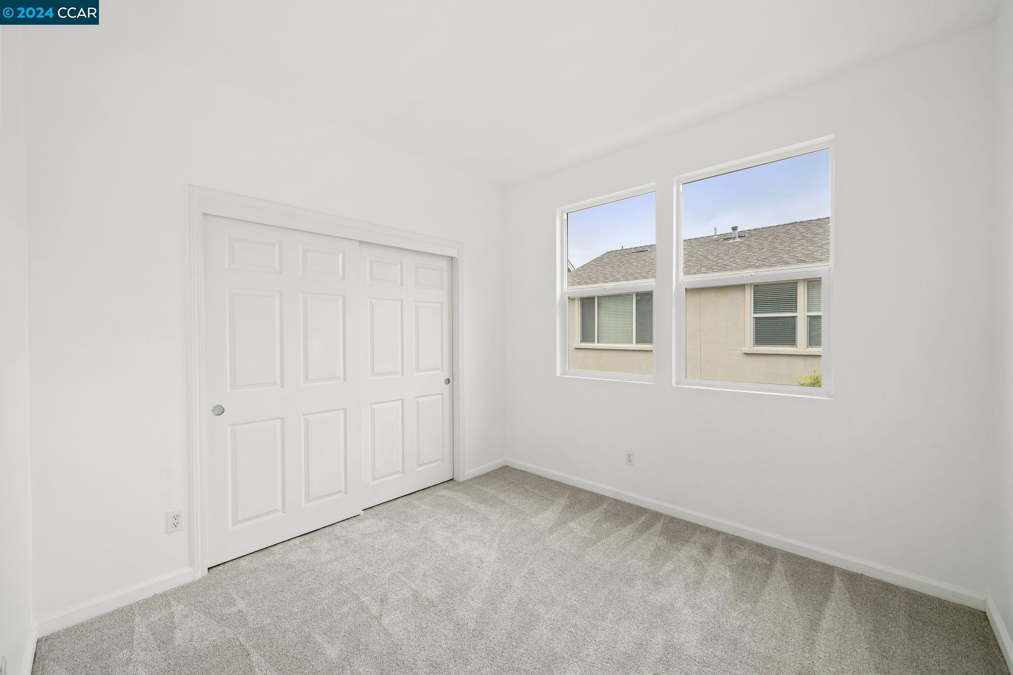 Detail Gallery Image 22 of 39 For 9444 Armstrong Dr, Oakland,  CA 94603 - 4 Beds | 2/1 Baths