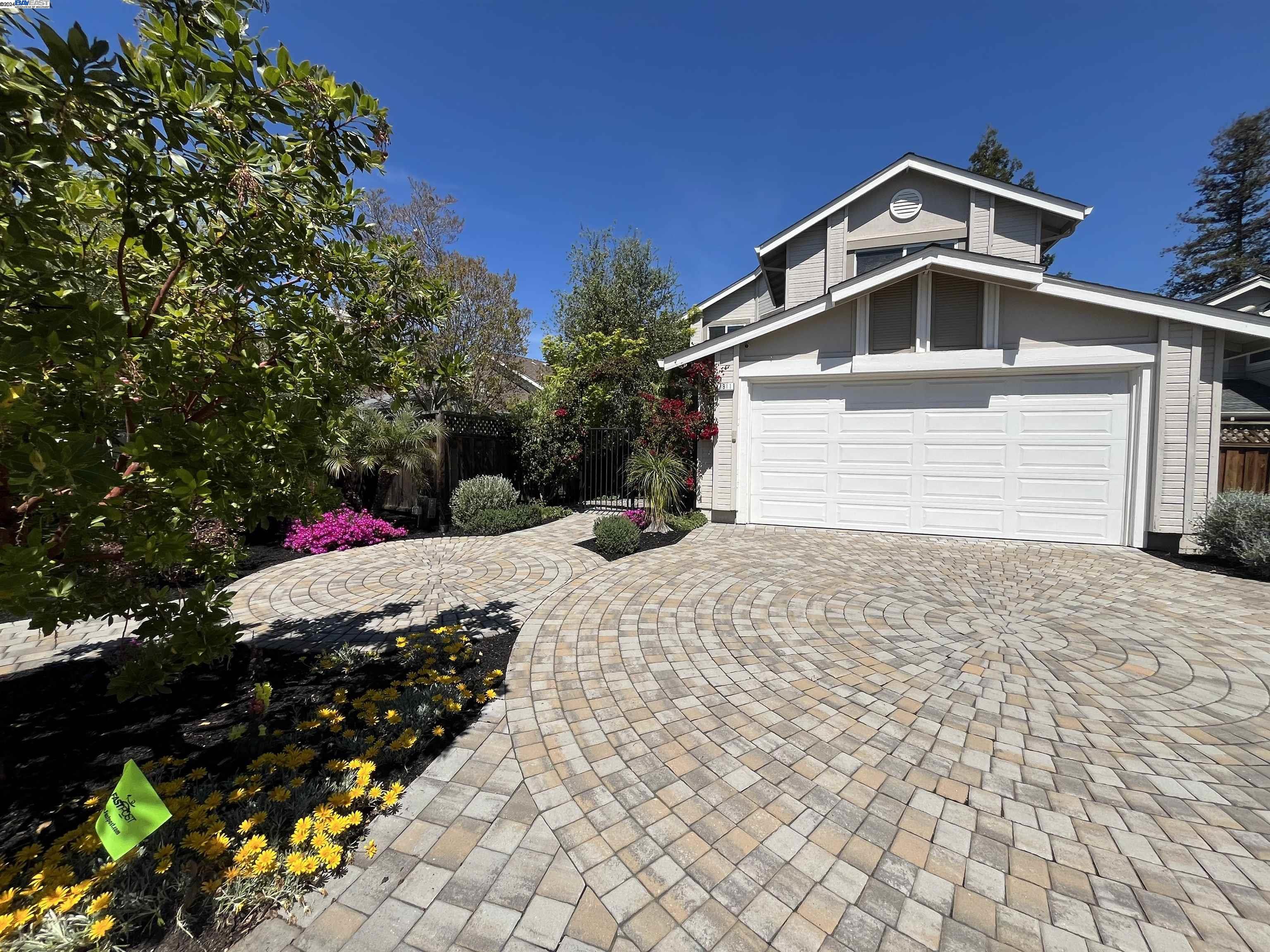 Detail Gallery Image 2 of 37 For 1811 Sinclair Dr, Pleasanton,  CA 94588 - 3 Beds | 2/1 Baths