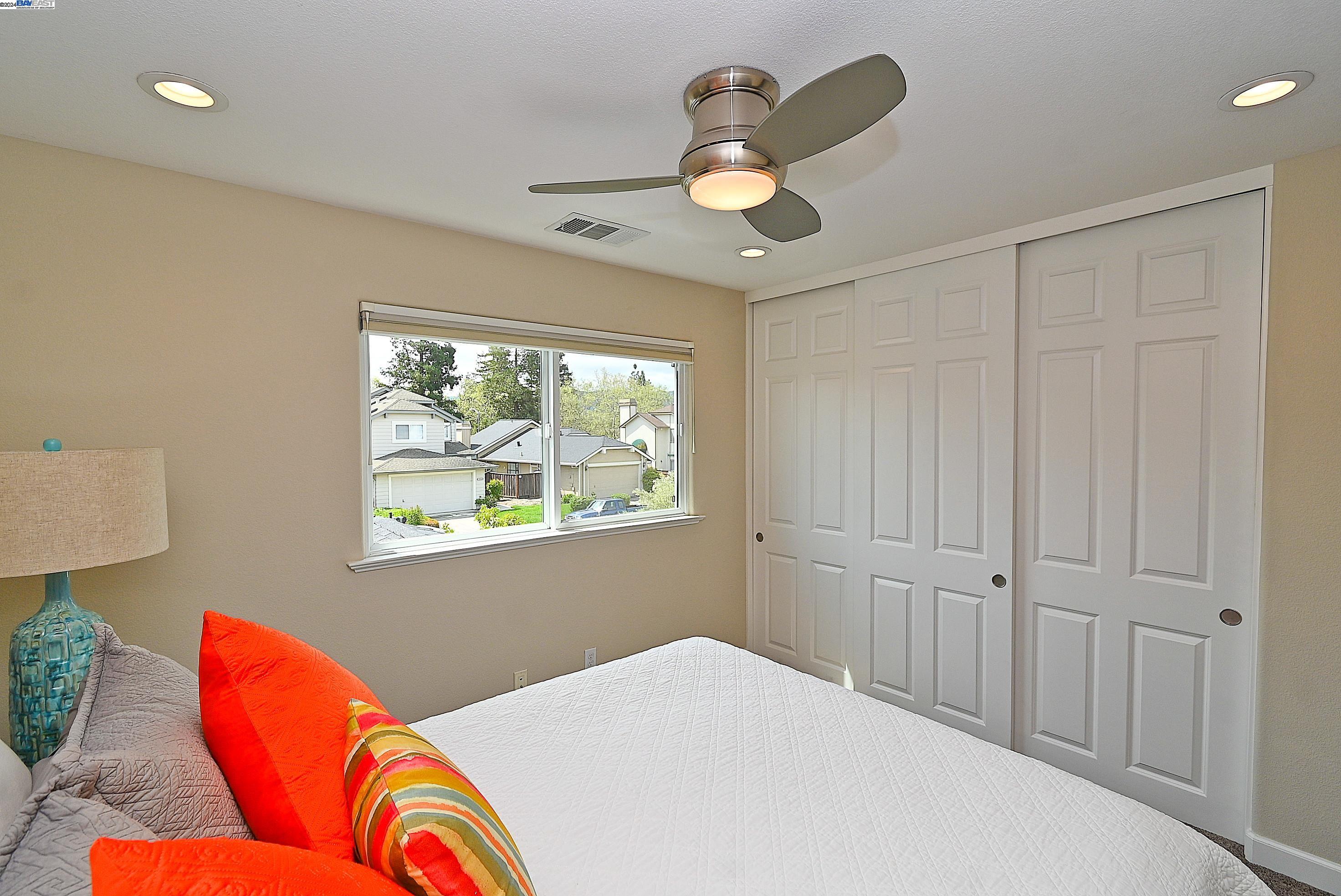 Detail Gallery Image 23 of 37 For 1811 Sinclair Dr, Pleasanton,  CA 94588 - 3 Beds | 2/1 Baths
