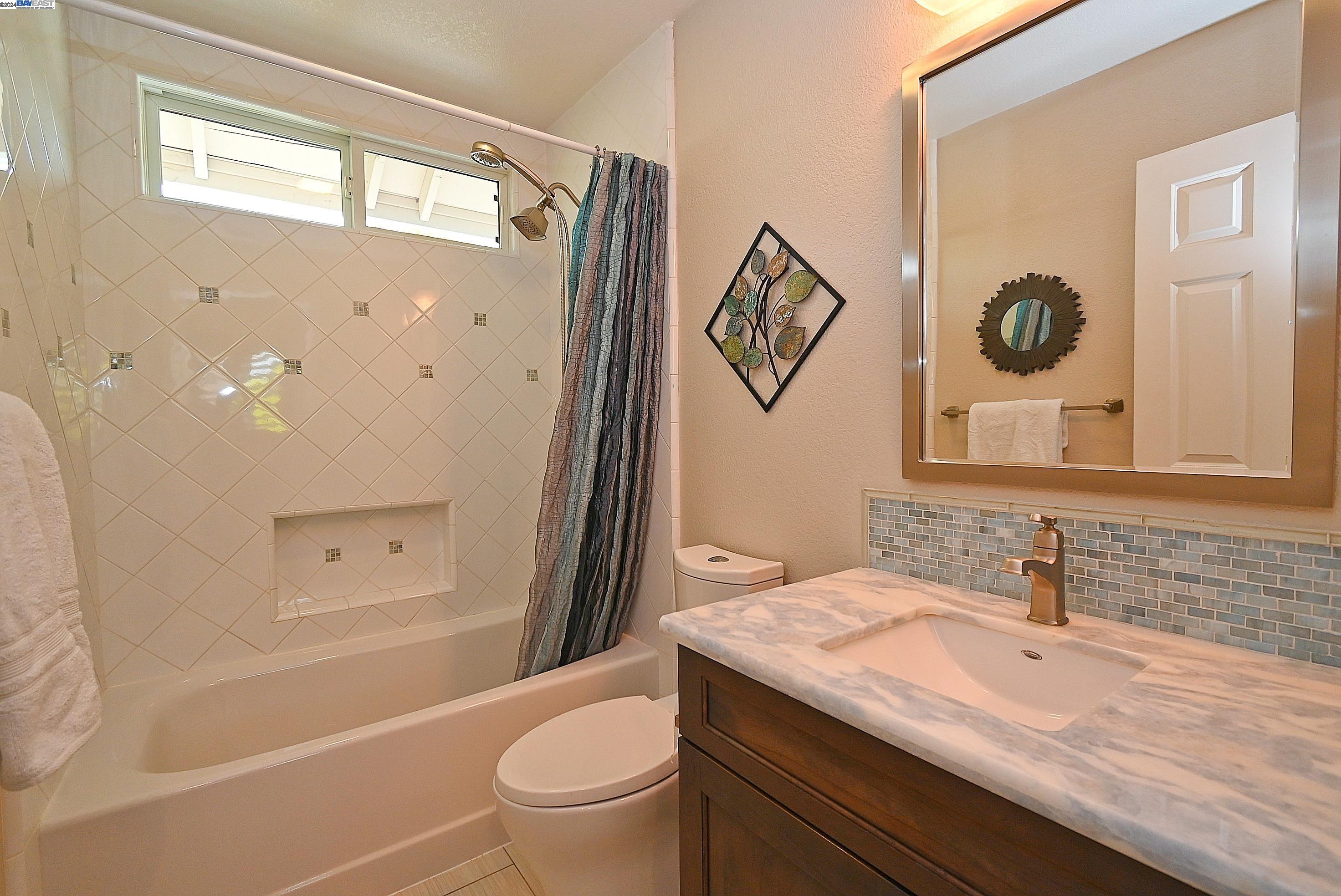 Detail Gallery Image 24 of 37 For 1811 Sinclair Dr, Pleasanton,  CA 94588 - 3 Beds | 2/1 Baths