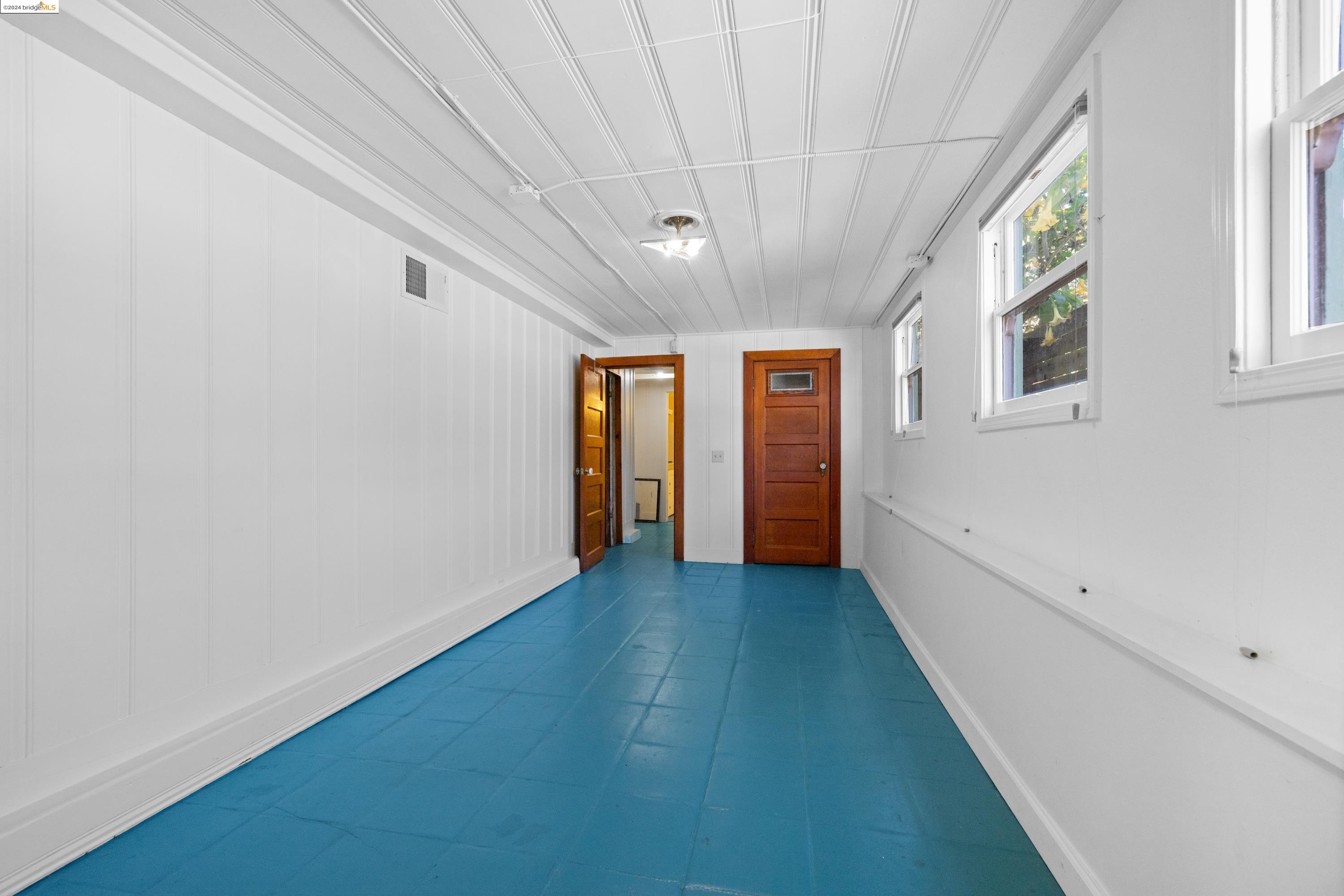 Detail Gallery Image 19 of 24 For 1204 Stannage Ave, Berkeley,  CA 94706 - 2 Beds | 1 Baths