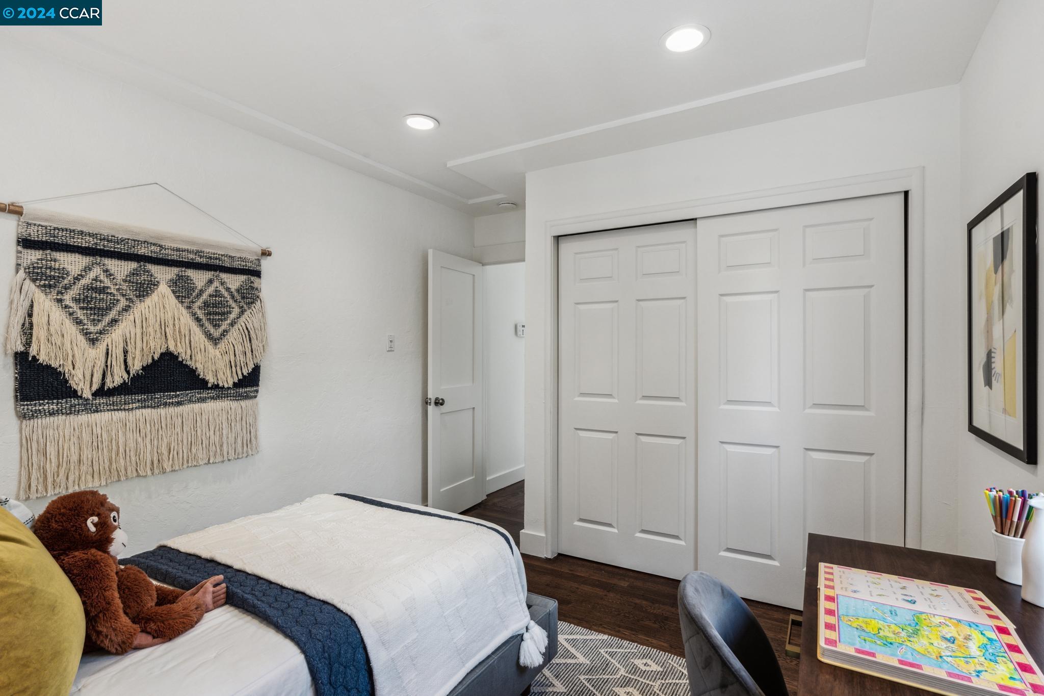 Detail Gallery Image 26 of 45 For 1517 Lincoln St, Berkeley,  CA 94703 - 3 Beds | 1 Baths