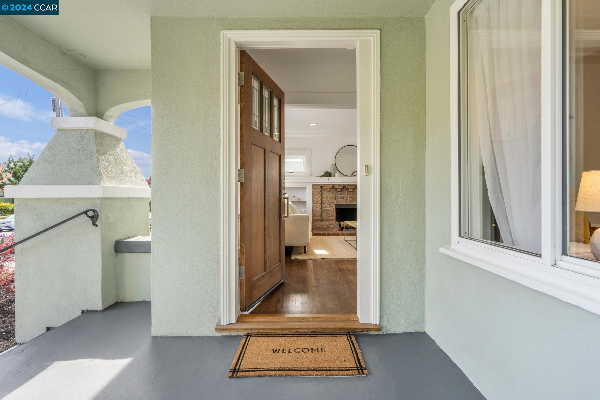 Detail Gallery Image 10 of 45 For 1517 Lincoln St, Berkeley,  CA 94703 - 3 Beds | 1 Baths