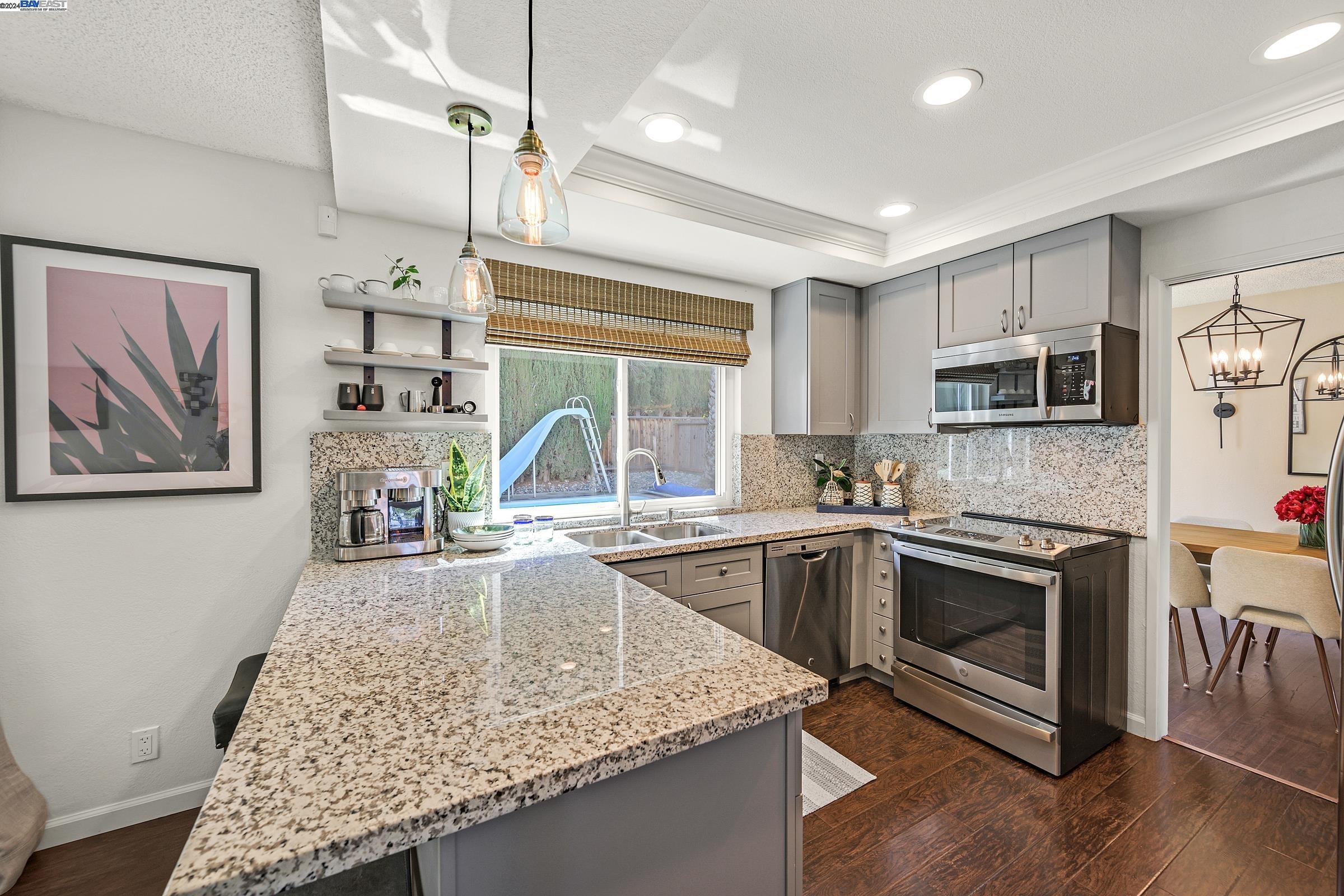 Detail Gallery Image 11 of 48 For 2750 Atlanta Drive, Tracy,  CA 95376 - 4 Beds | 2/1 Baths