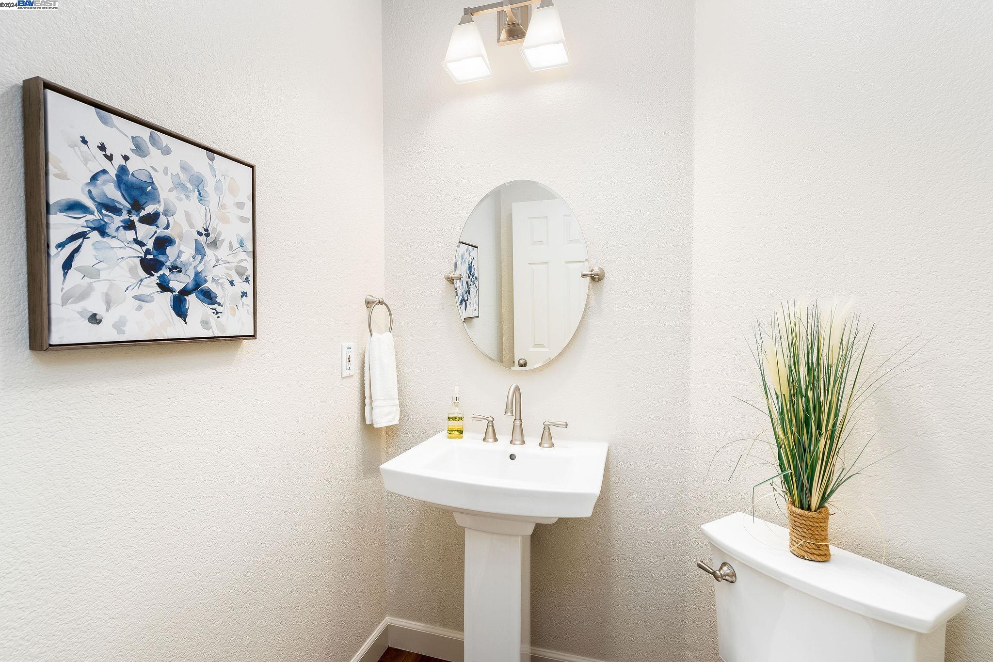 Detail Gallery Image 25 of 50 For 5889 Woodrose Way, Livermore,  CA 94551 - 4 Beds | 2/1 Baths