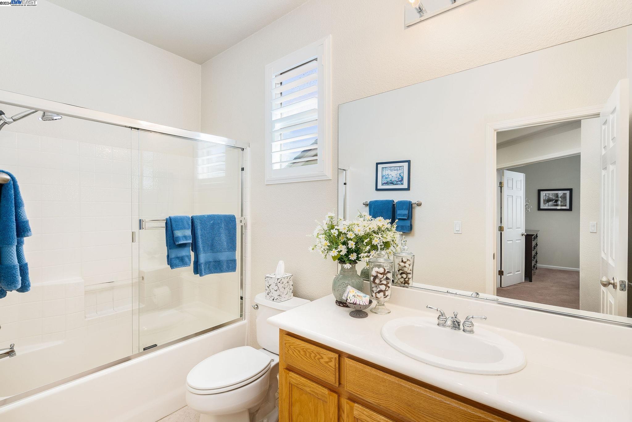 Detail Gallery Image 33 of 50 For 5889 Woodrose Way, Livermore,  CA 94551 - 4 Beds | 2/1 Baths
