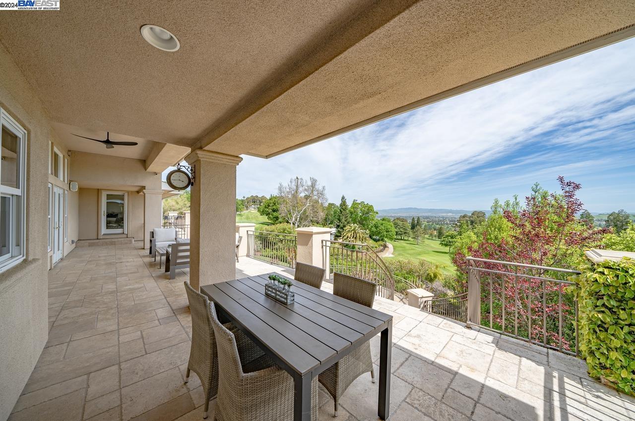 Detail Gallery Image 26 of 60 For 34 Golf Rd, Pleasanton,  CA 94566 - 4 Beds | 4/2 Baths