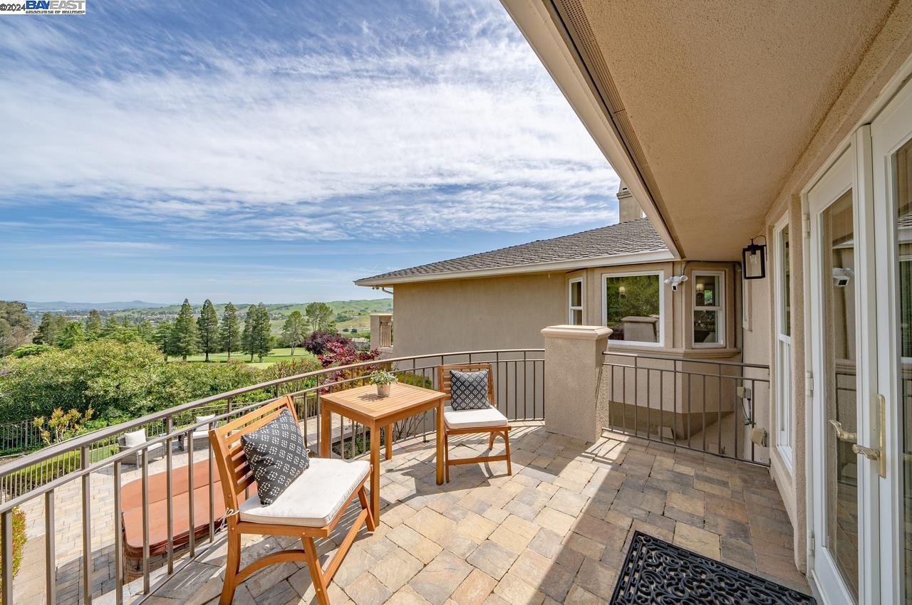 Detail Gallery Image 37 of 60 For 34 Golf Rd, Pleasanton,  CA 94566 - 4 Beds | 4/2 Baths
