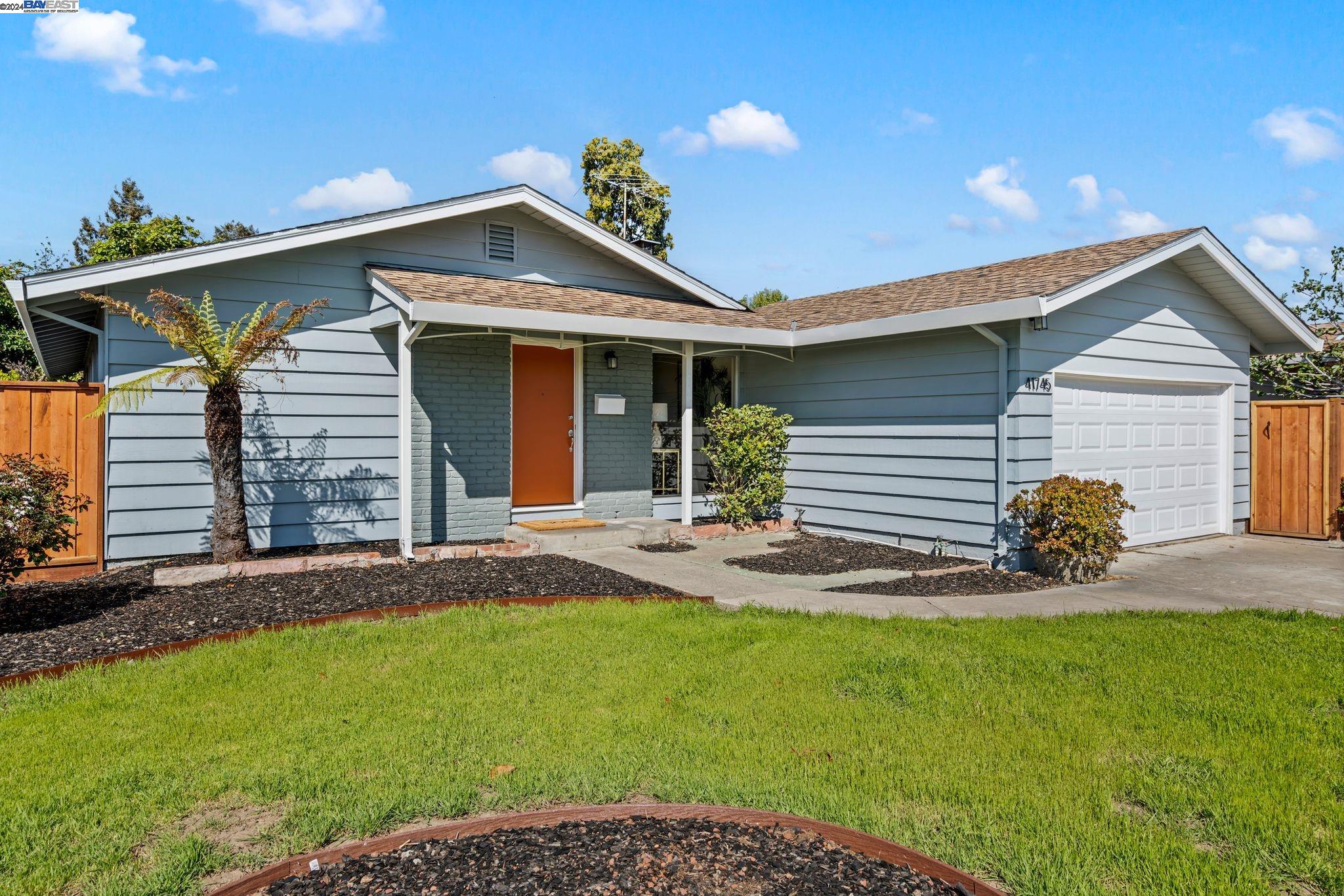 Front Image Thumbnail for BE41056397