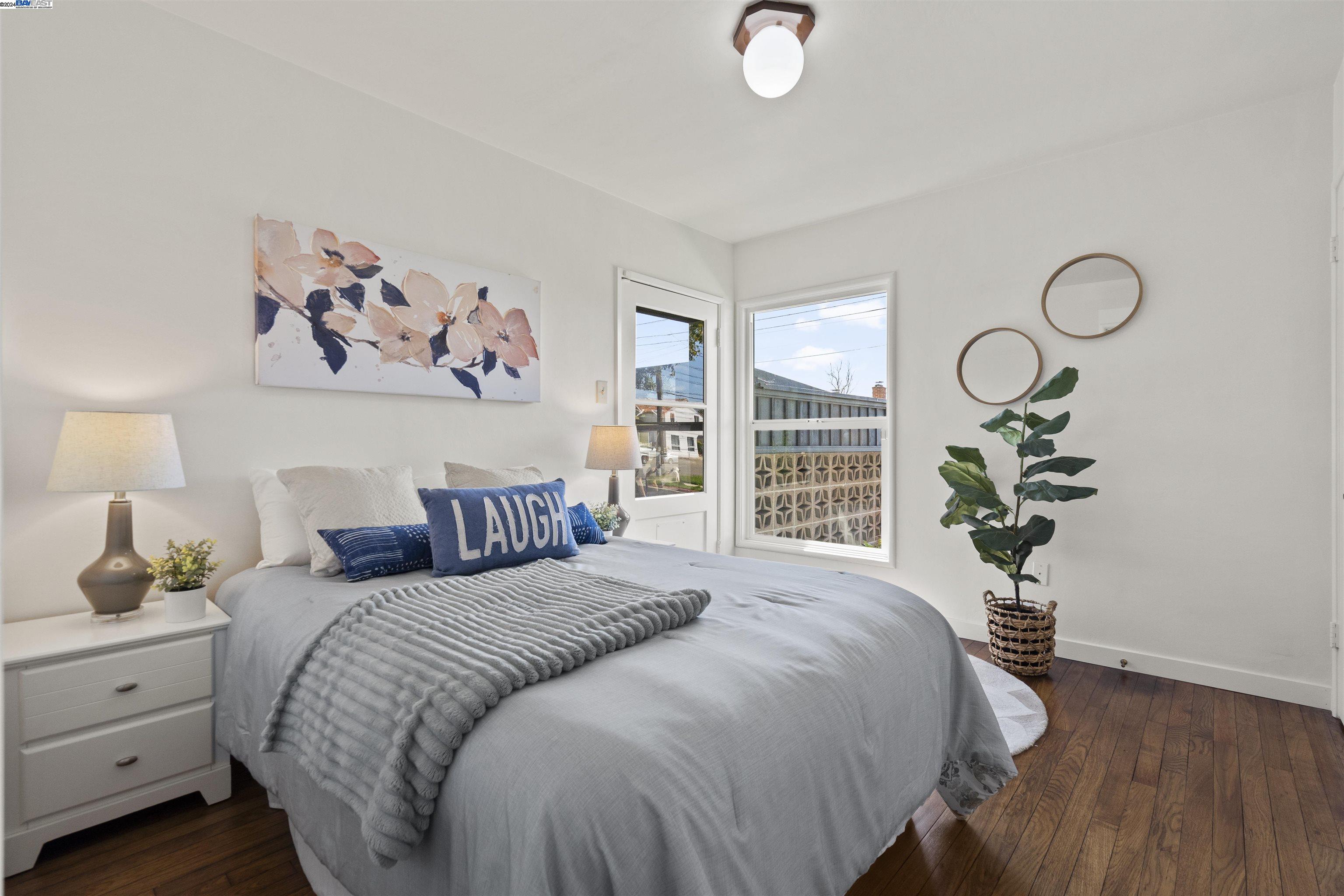 Detail Gallery Image 15 of 37 For 218 Pacific Ave, Alameda,  CA 94501 - 3 Beds | 1 Baths
