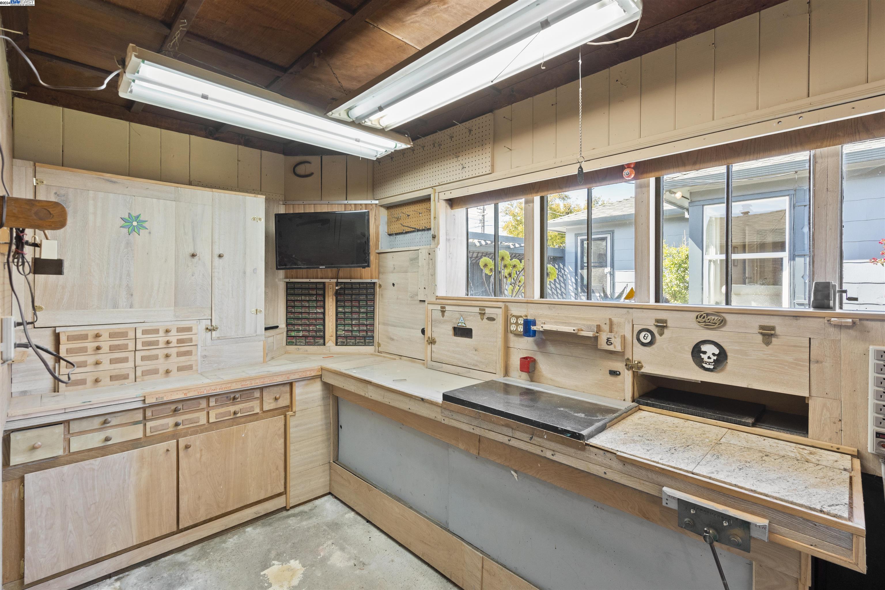 Detail Gallery Image 27 of 37 For 218 Pacific Ave, Alameda,  CA 94501 - 3 Beds | 1 Baths