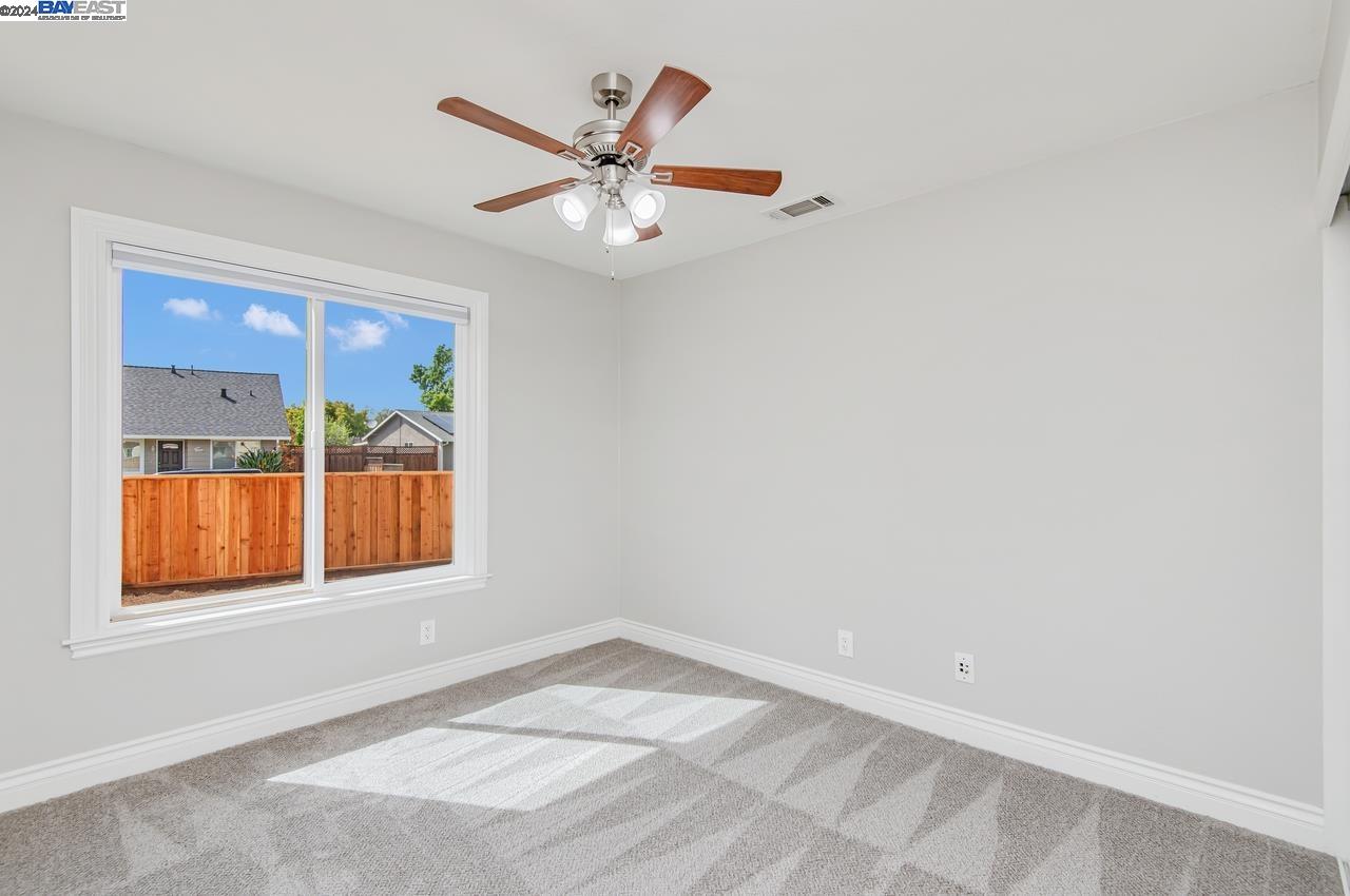 Detail Gallery Image 21 of 32 For 417 Hanover St, Livermore,  CA 94551 - 4 Beds | 2 Baths