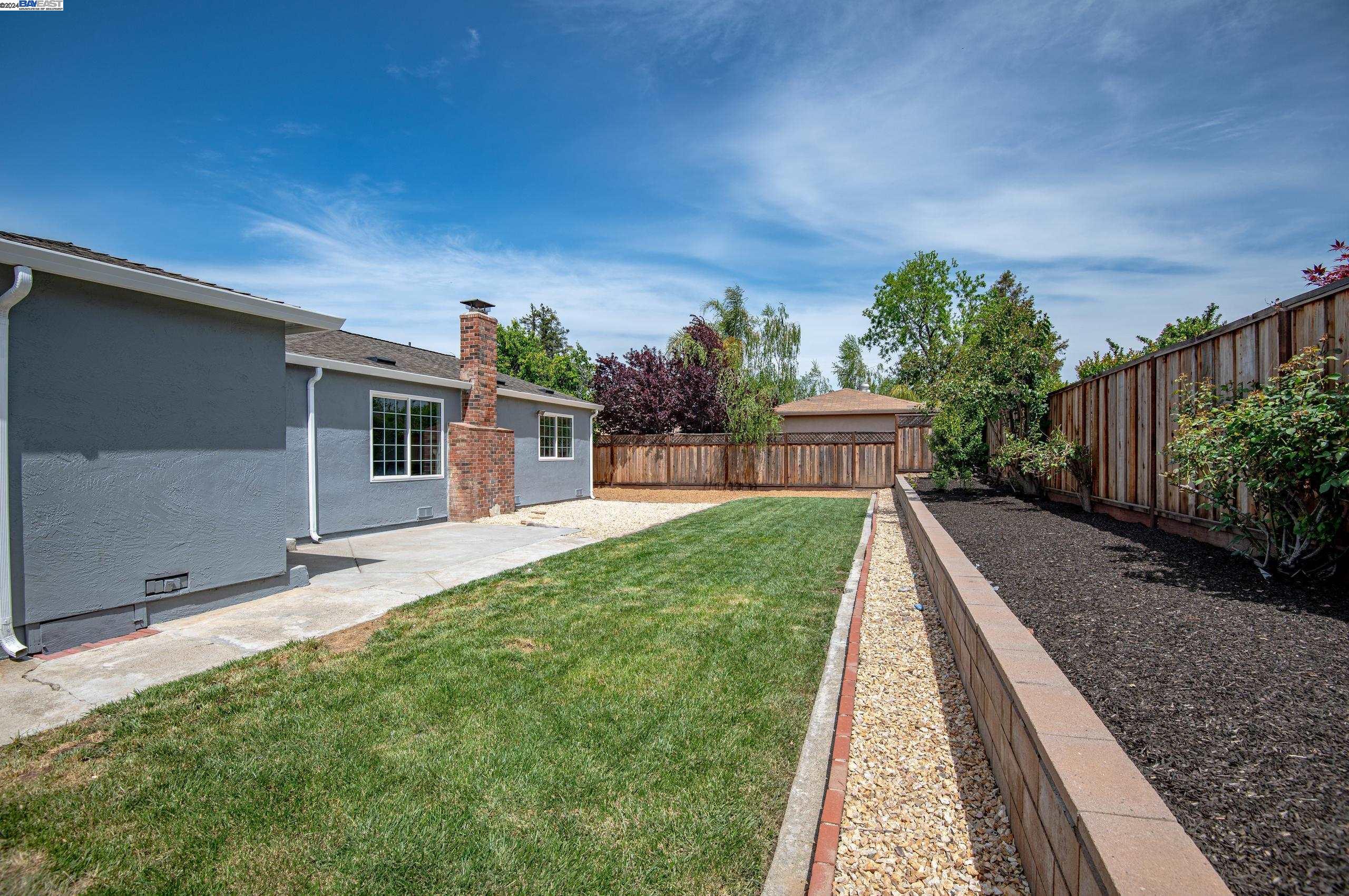 Detail Gallery Image 24 of 31 For 1316 Onyx Rd, Livermore,  CA 94550 - 3 Beds | 2 Baths