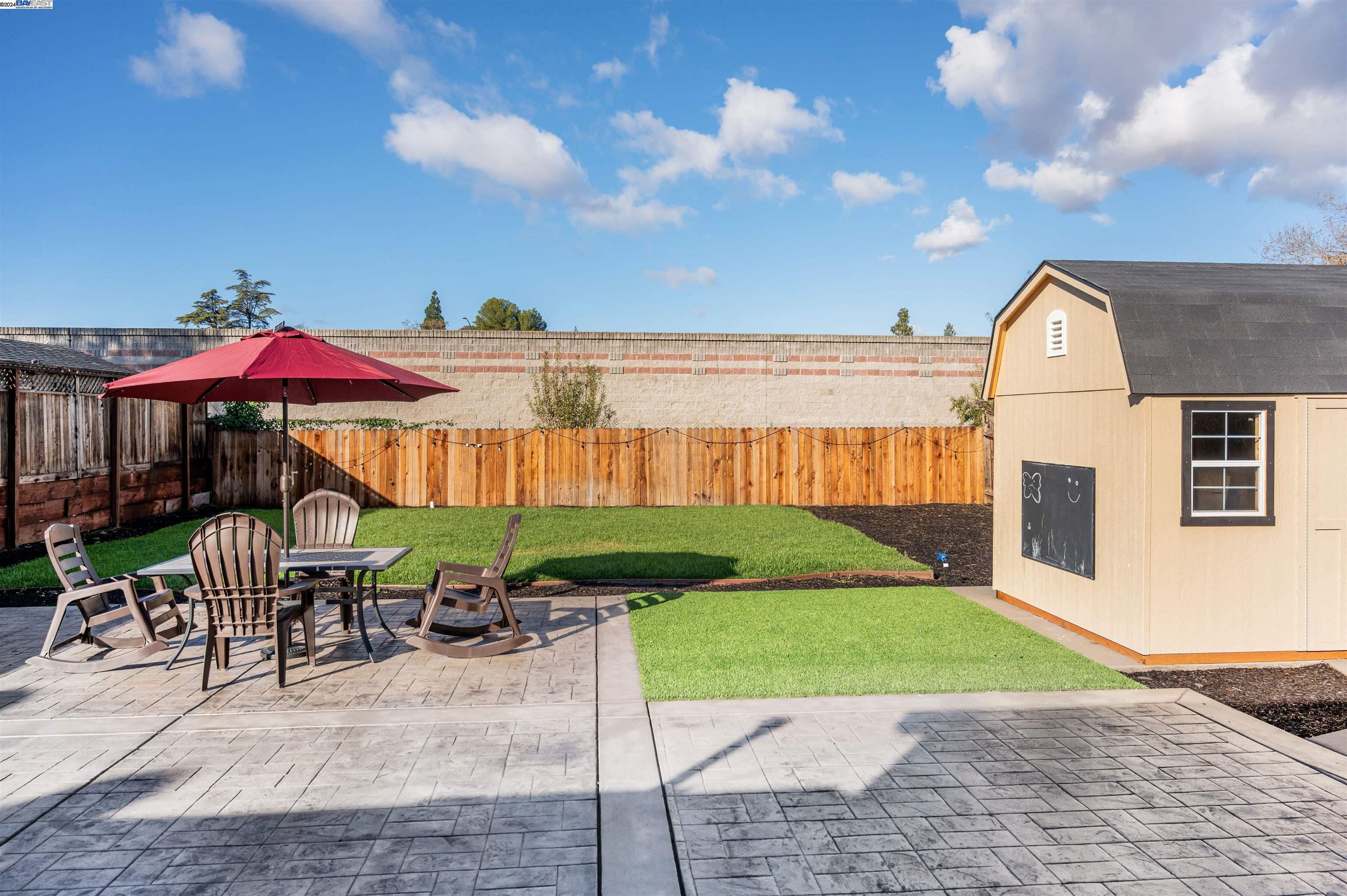Detail Gallery Image 9 of 45 For 2845 Ponderosa, Concord,  CA 94520 - 3 Beds | 2 Baths