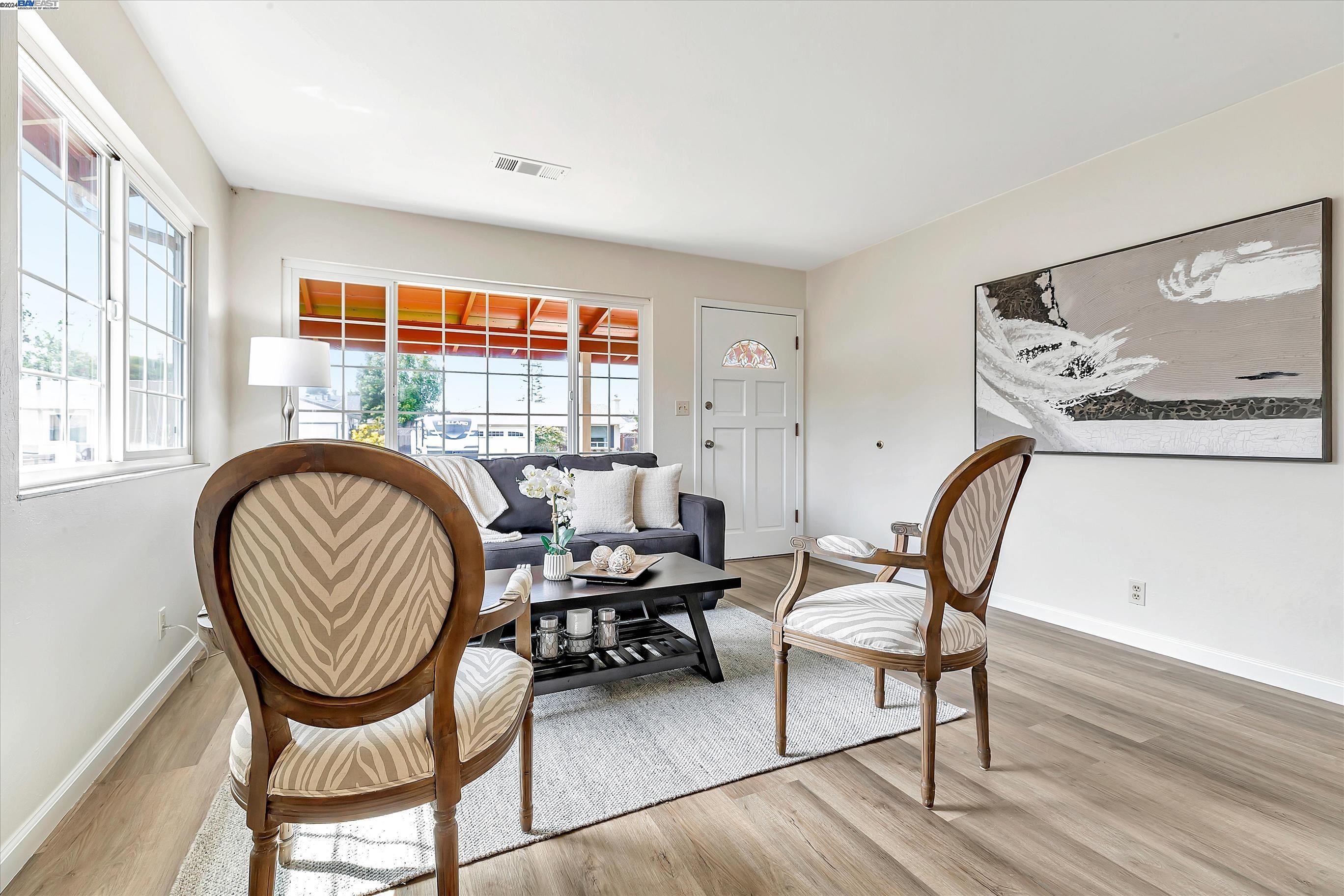 Detail Gallery Image 11 of 53 For 1044 Redondo Way, Livermore,  CA 94550 - 4 Beds | 2 Baths