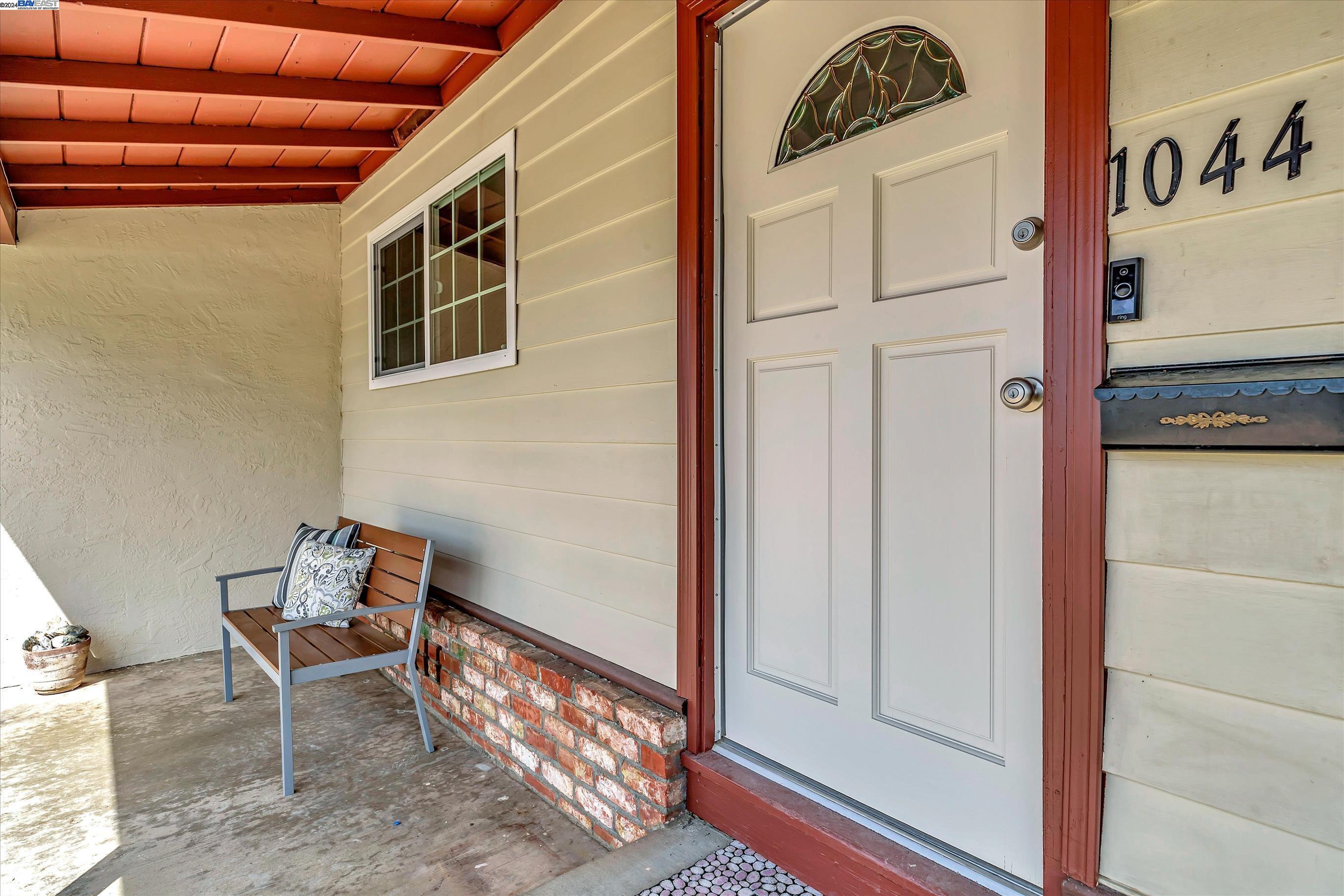 Detail Gallery Image 8 of 53 For 1044 Redondo Way, Livermore,  CA 94550 - 4 Beds | 2 Baths