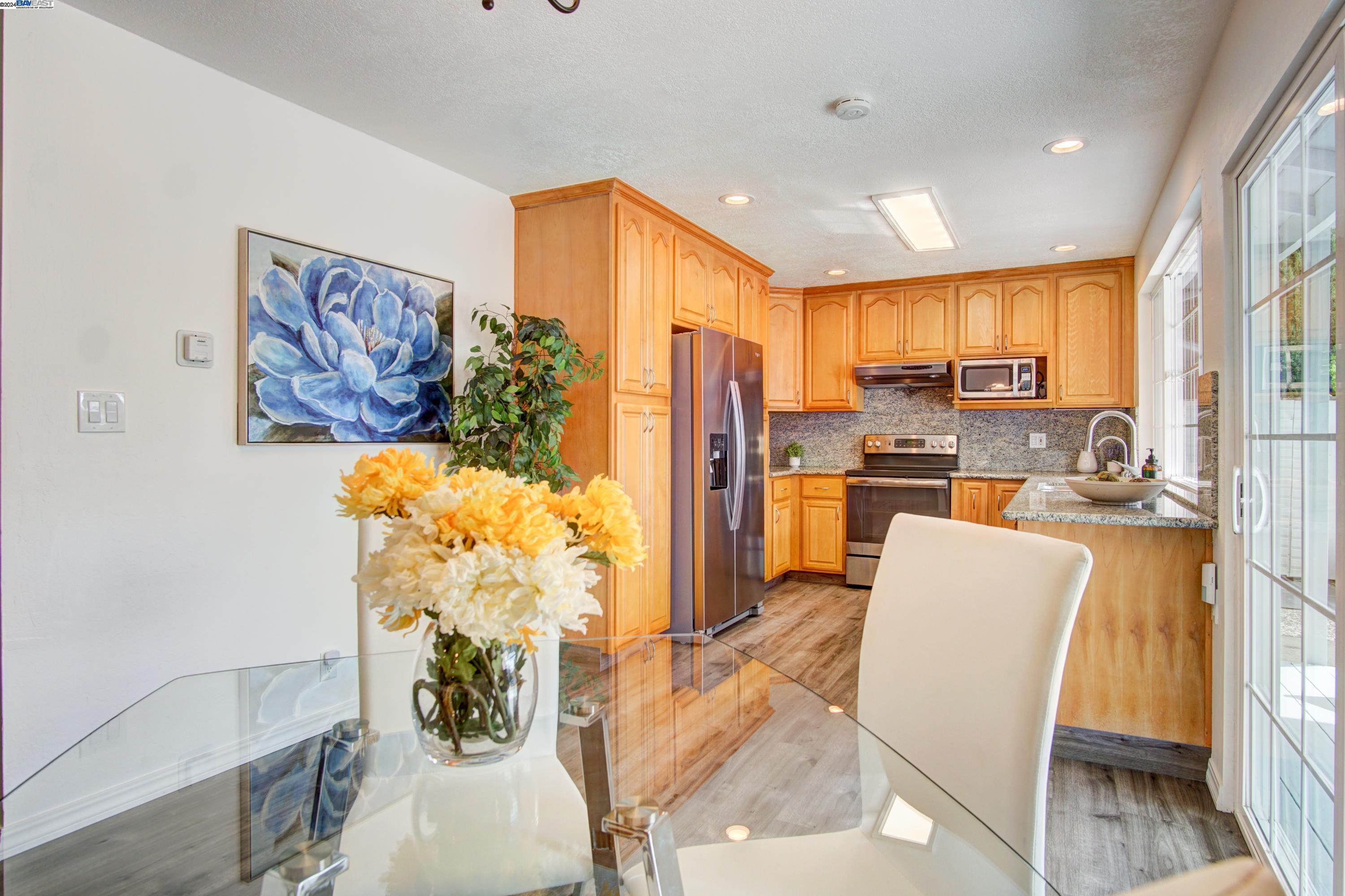 Detail Gallery Image 12 of 55 For 2079 Lockwood Drive, San Jose,  CA 95132 - 3 Beds | 2/1 Baths