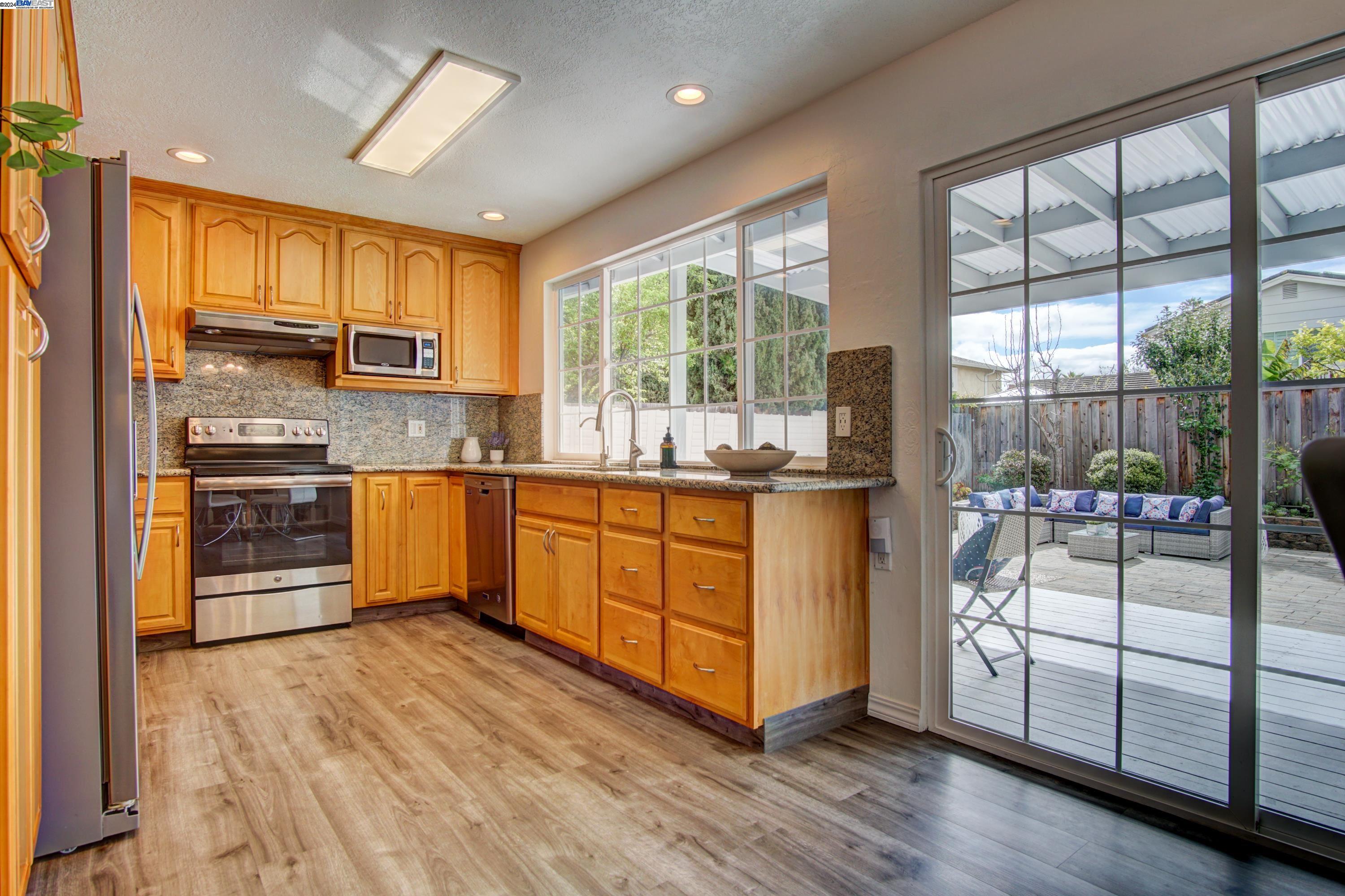 Detail Gallery Image 15 of 55 For 2079 Lockwood Drive, San Jose,  CA 95132 - 3 Beds | 2/1 Baths