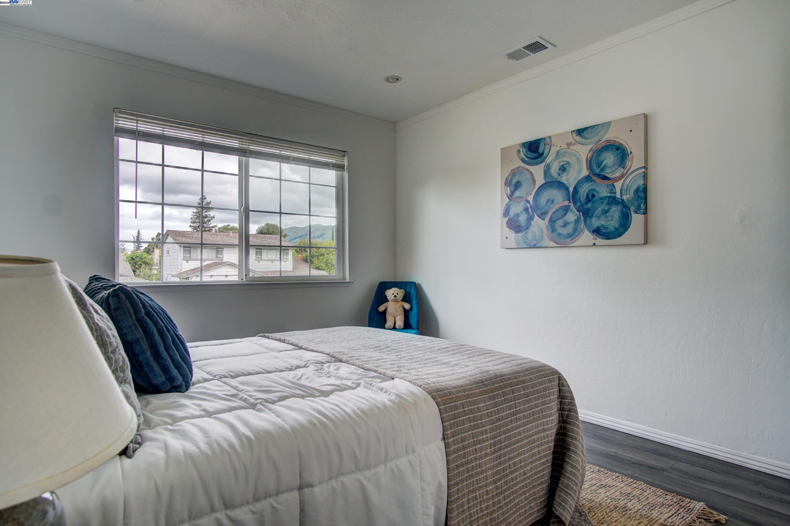 Detail Gallery Image 27 of 55 For 2079 Lockwood Drive, San Jose,  CA 95132 - 3 Beds | 2/1 Baths