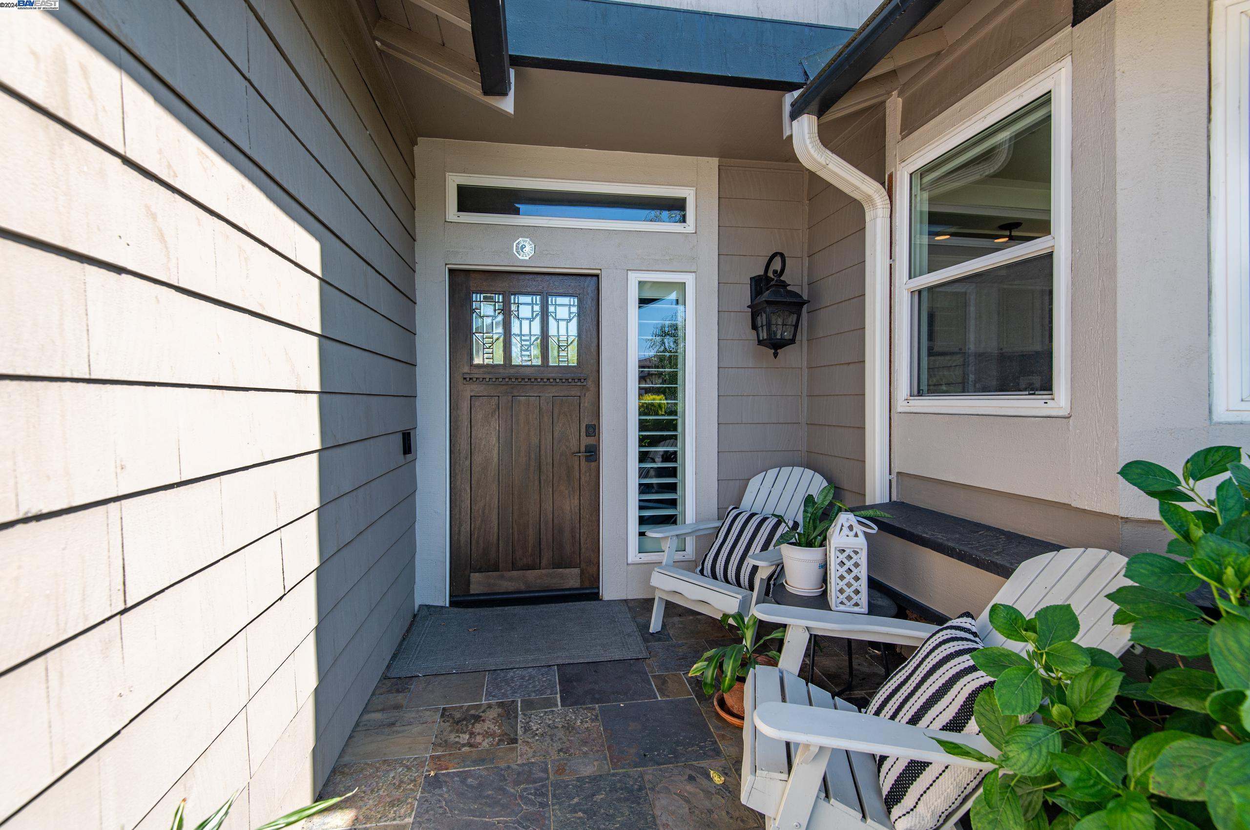 Detail Gallery Image 6 of 35 For 1350 Orloff Dr, Pleasanton,  CA 94566 - 3 Beds | 2/1 Baths