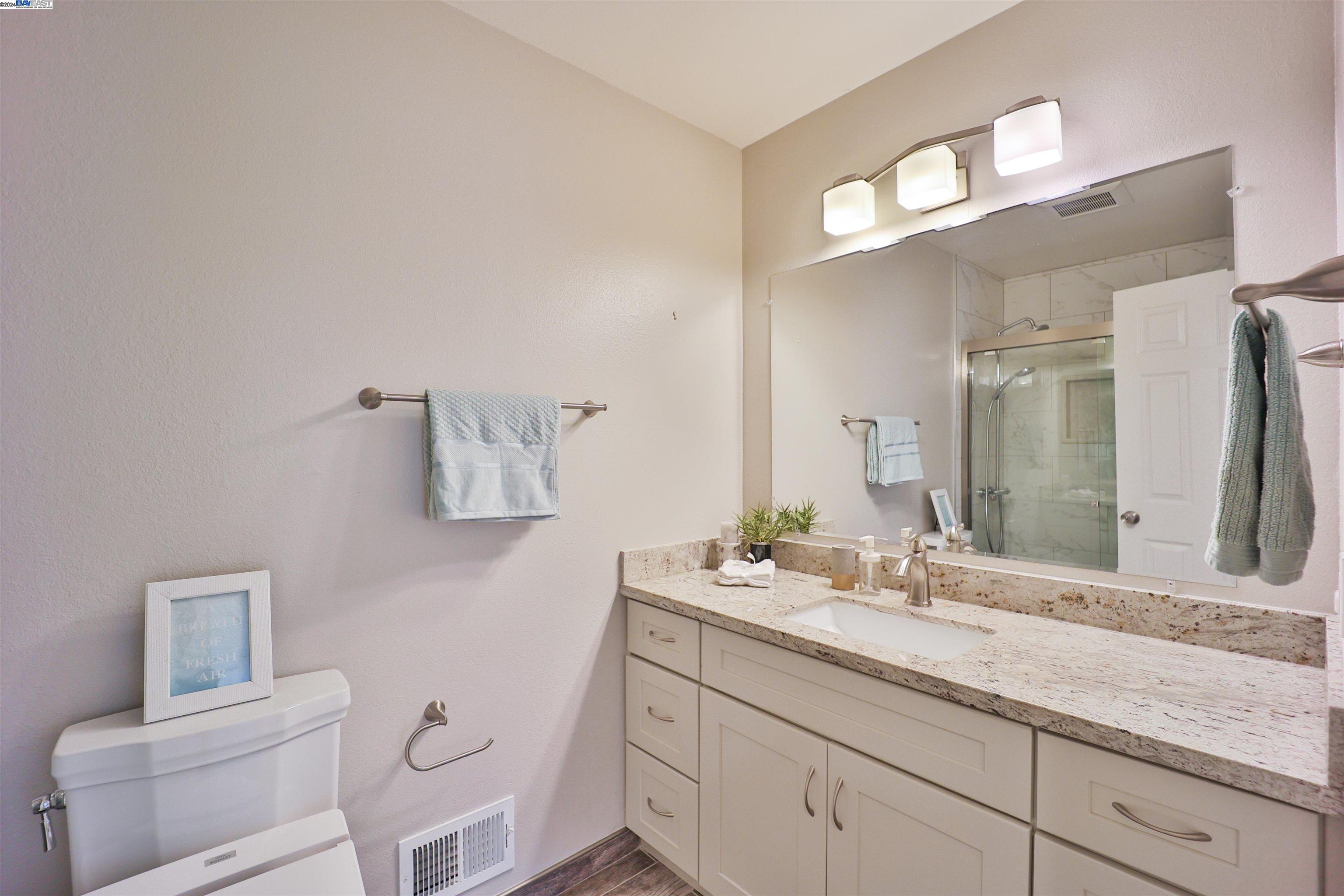 Detail Gallery Image 20 of 43 For 948 Buckeye Dr, Sunnyvale,  CA 94086 - 4 Beds | 2 Baths