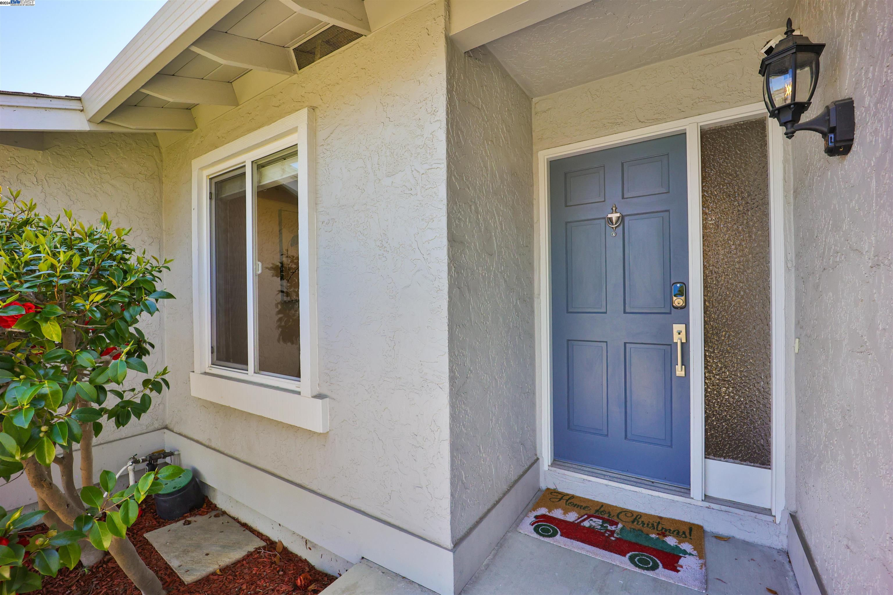 Detail Gallery Image 3 of 43 For 948 Buckeye Dr, Sunnyvale,  CA 94086 - 4 Beds | 2 Baths