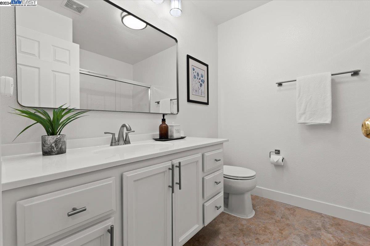 Detail Gallery Image 38 of 59 For 860 Berryessa Ct, Livermore,  CA 94551 - 3 Beds | 2/1 Baths