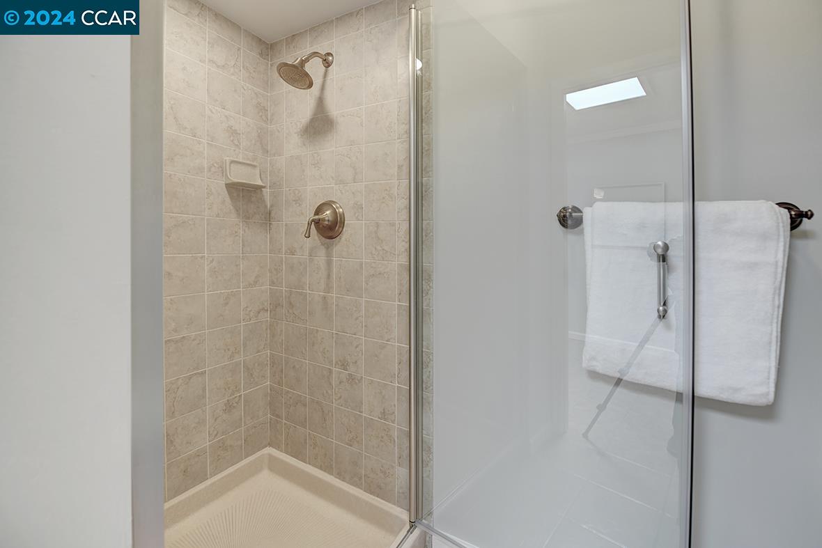 Detail Gallery Image 33 of 54 For 1441 Skycrest Drive #2,  Walnut Creek,  CA 94595 - 2 Beds | 2 Baths