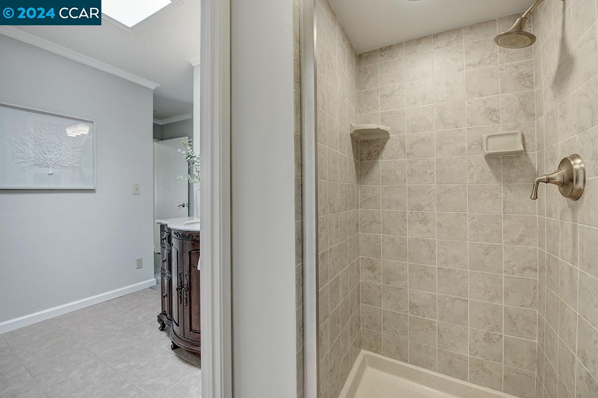 Detail Gallery Image 34 of 54 For 1441 Skycrest Drive #2,  Walnut Creek,  CA 94595 - 2 Beds | 2 Baths