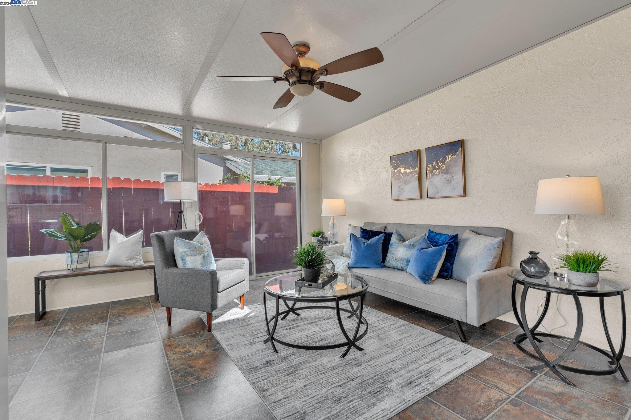 Detail Gallery Image 15 of 37 For 4811 Coco Palm Dr, Fremont,  CA 94538 - 3 Beds | 2 Baths