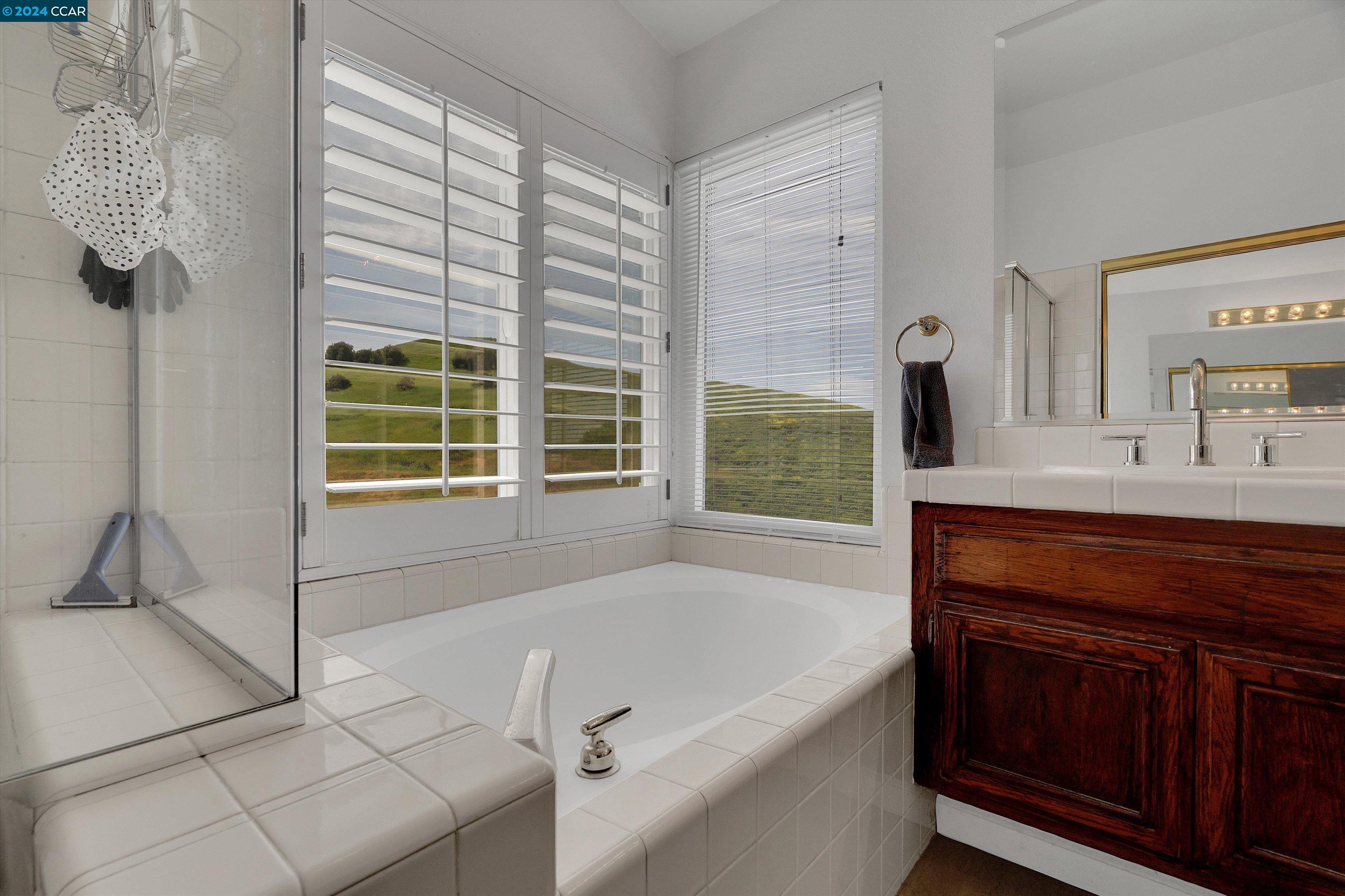 Detail Gallery Image 25 of 42 For 2024 Rapallo Way, Bay Point,  CA 94565 - 4 Beds | 2/1 Baths